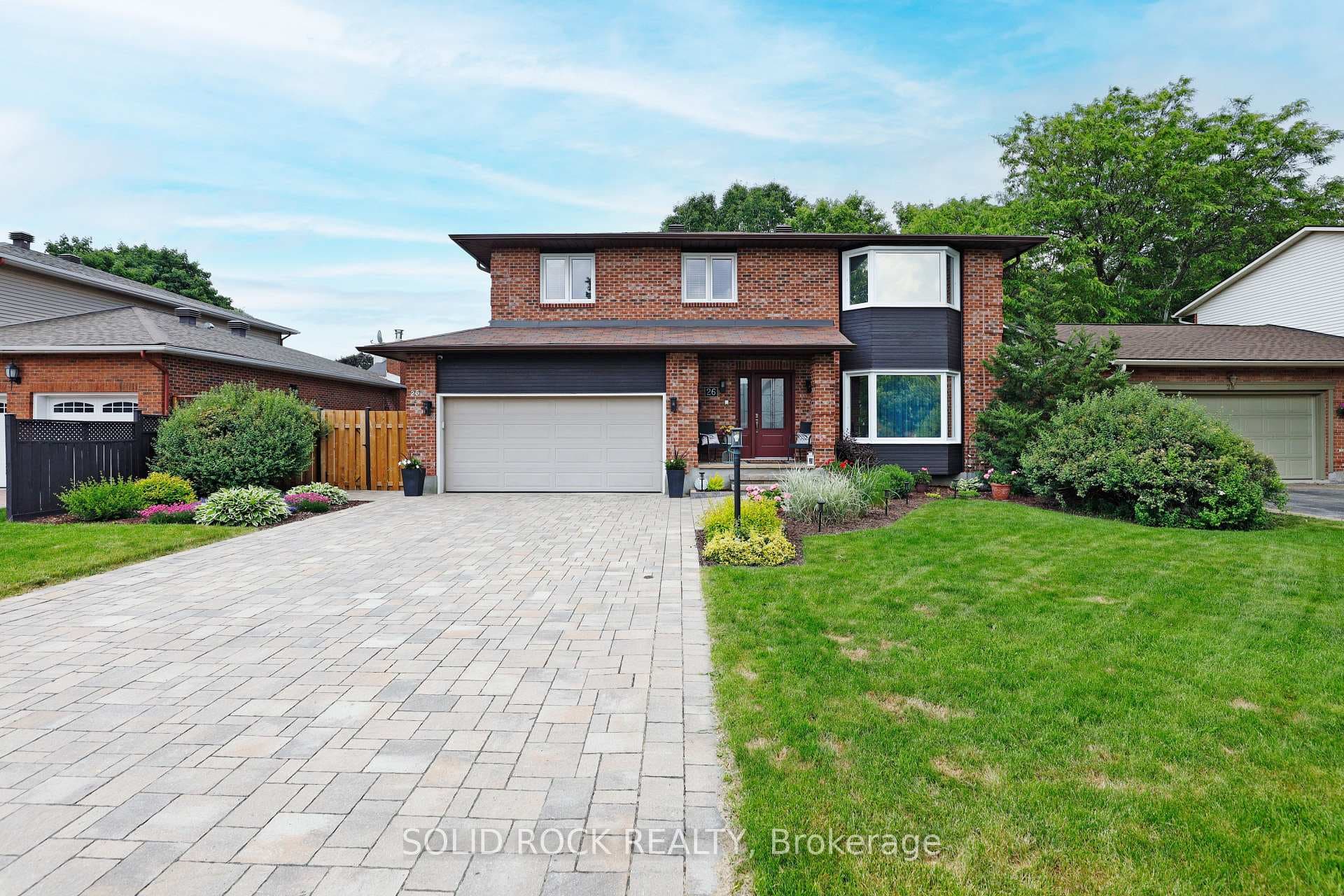 26 Paula Crescent photo 2