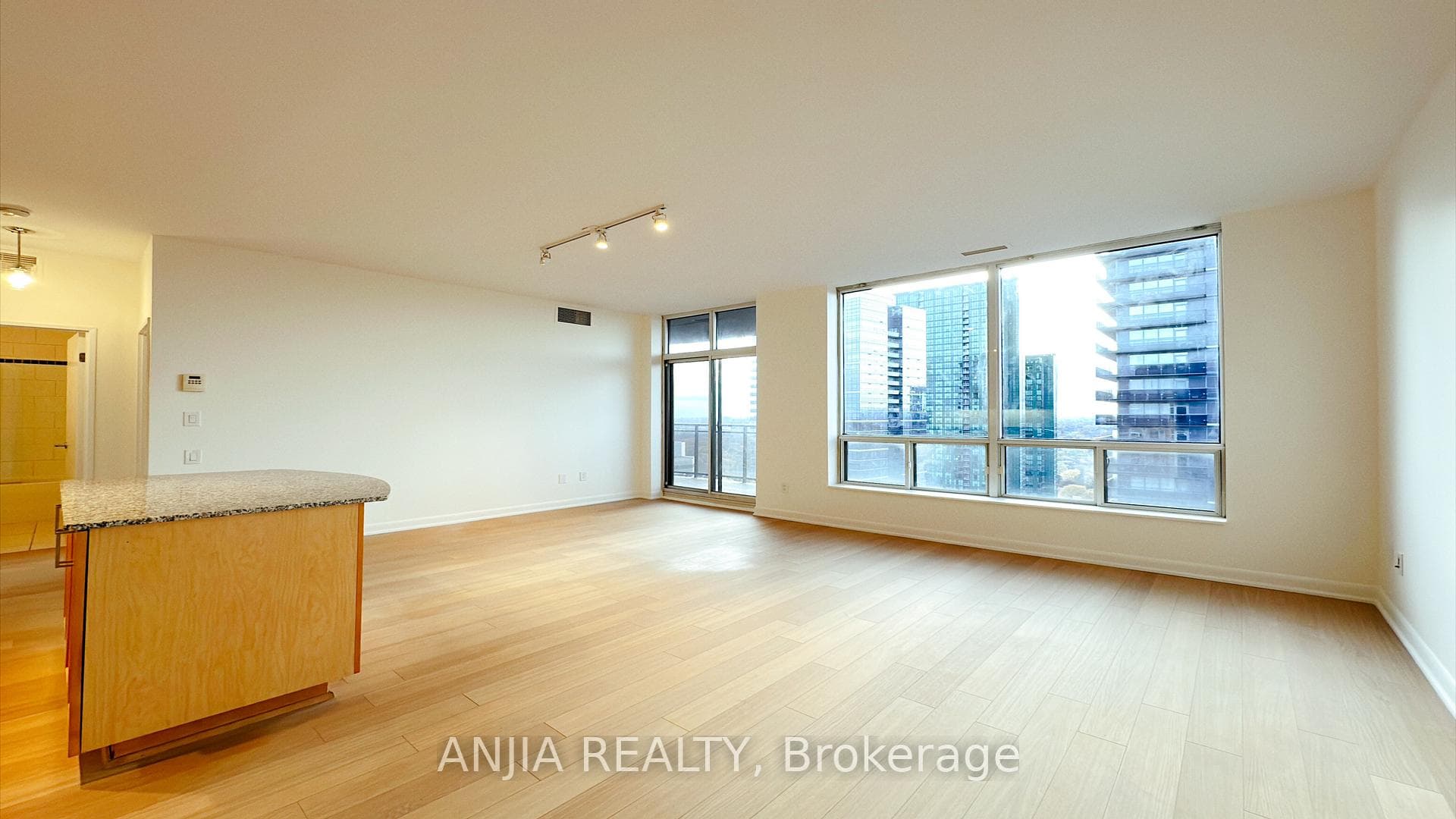 33 Sheppard Avenue Unit 3306 photo 4
