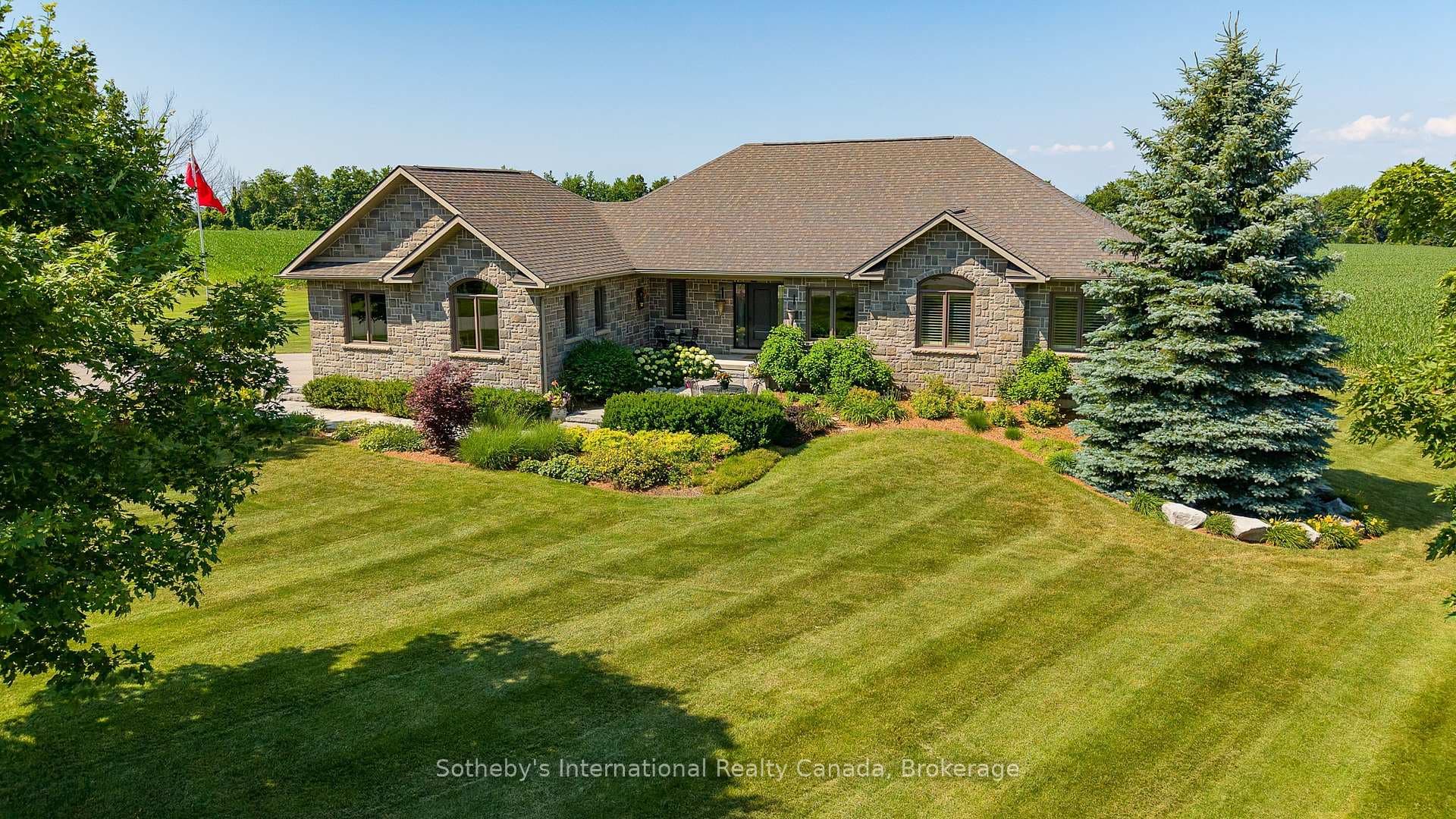 46 SYDENHAM Trail photo 40
