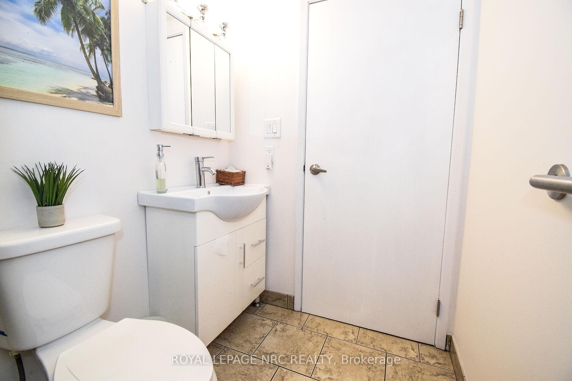 23 Nova Crescent Unit 4 photo 18