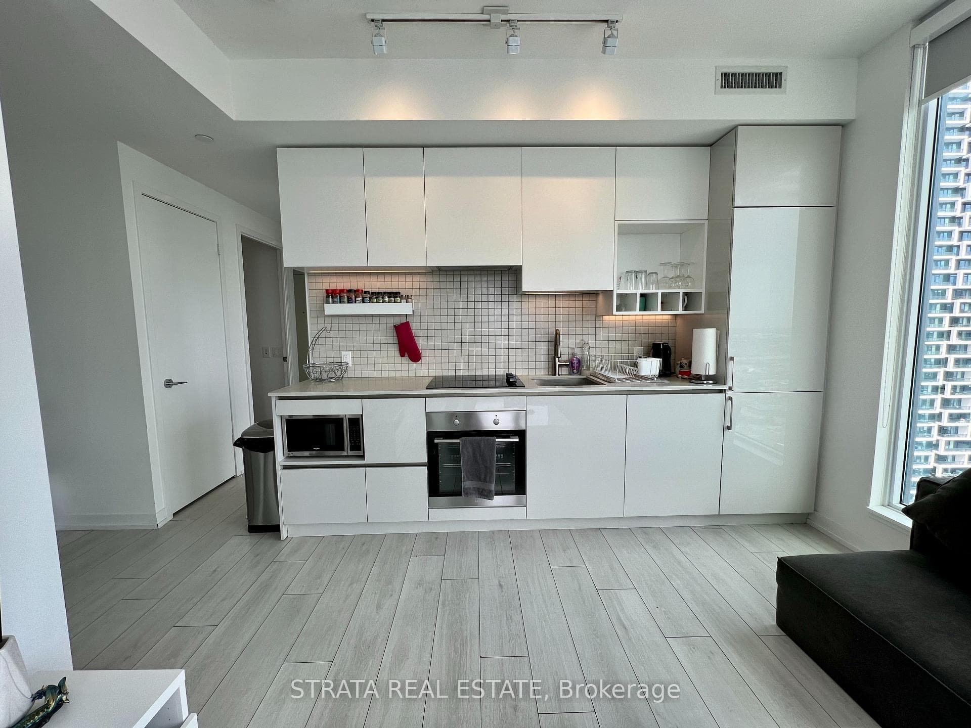 5 Buttermill Avenue Unit 4203 photo 9