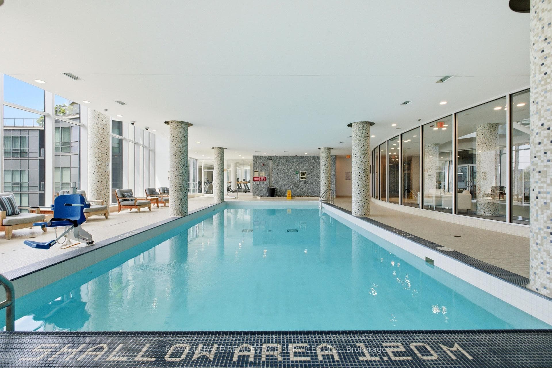 2230 Lake Shore Boulevard Unit 1506 photo 35