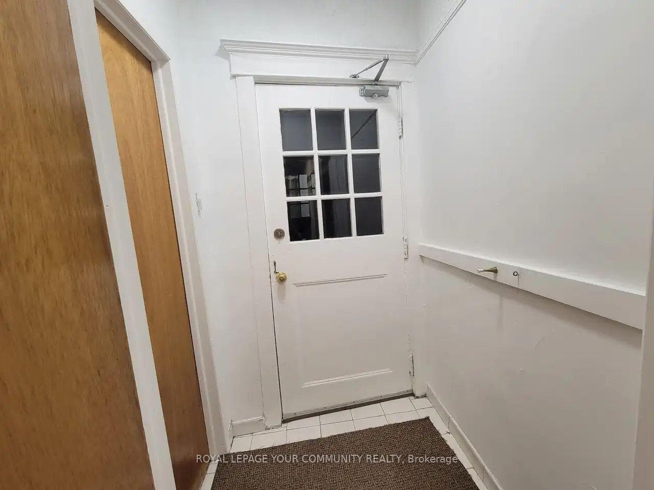162 Grace Street photo 8