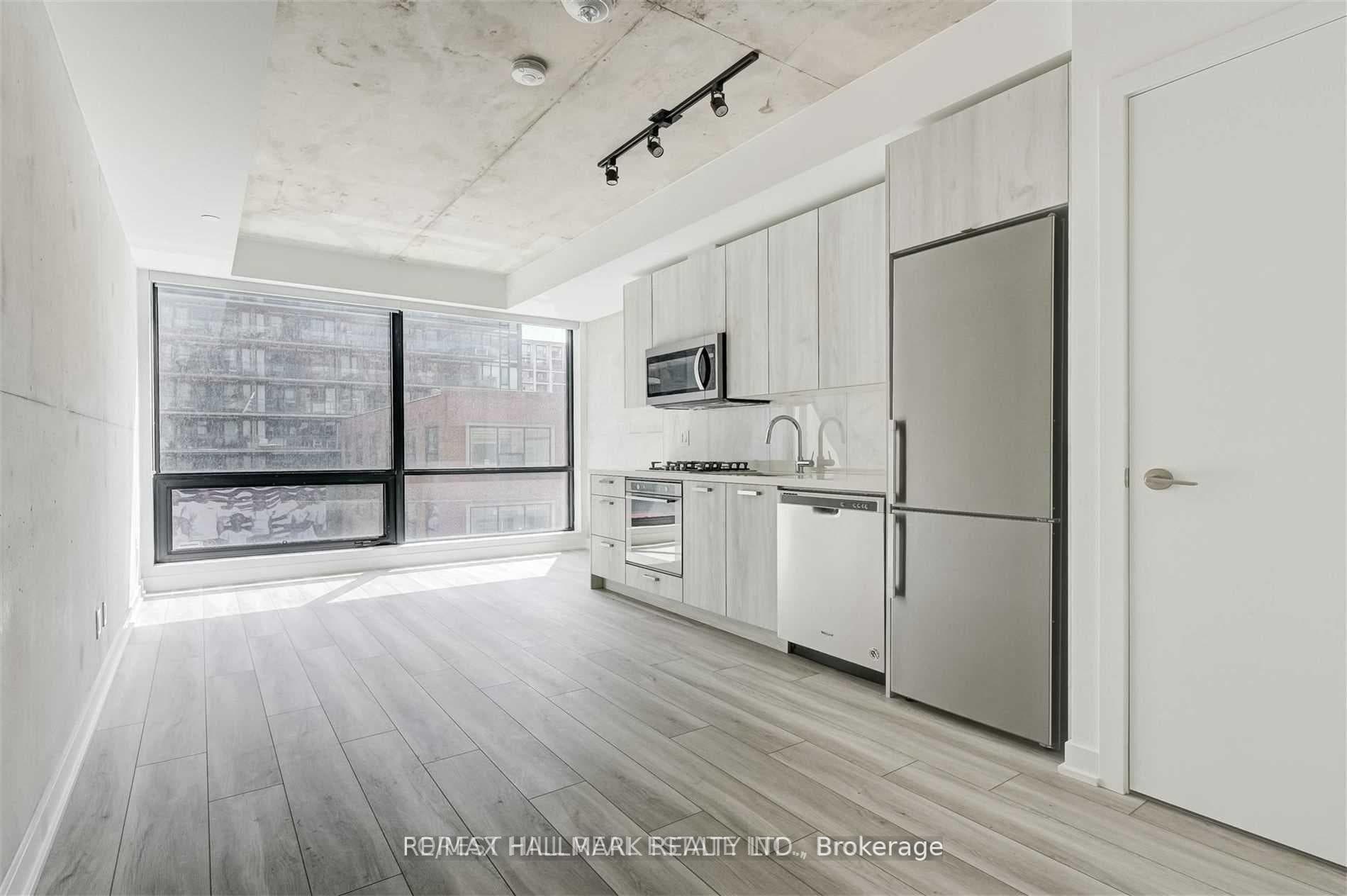 458 Richmond Street Unit 205 photo 4