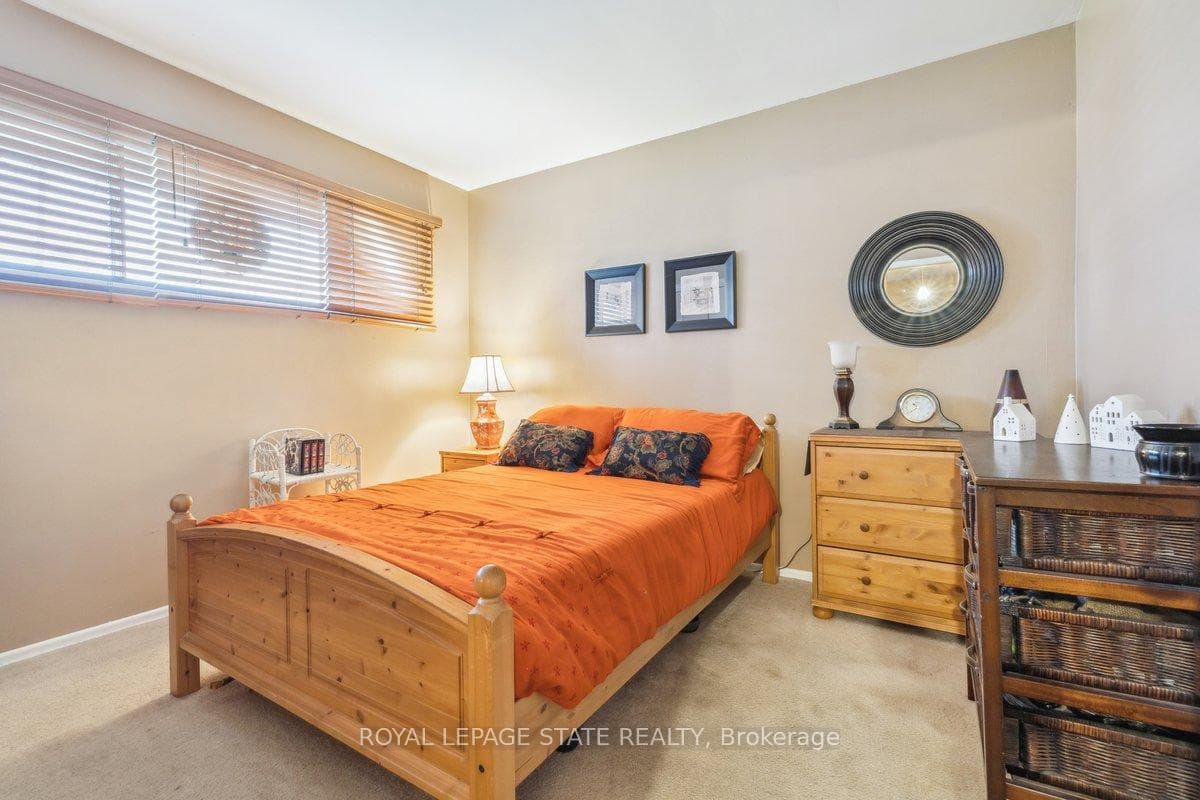 171 Old Ancaster Road photo 15