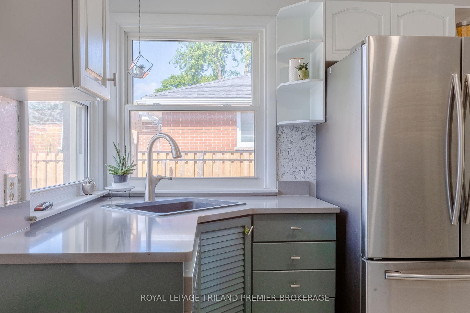 246 Tremont Road photo 27
