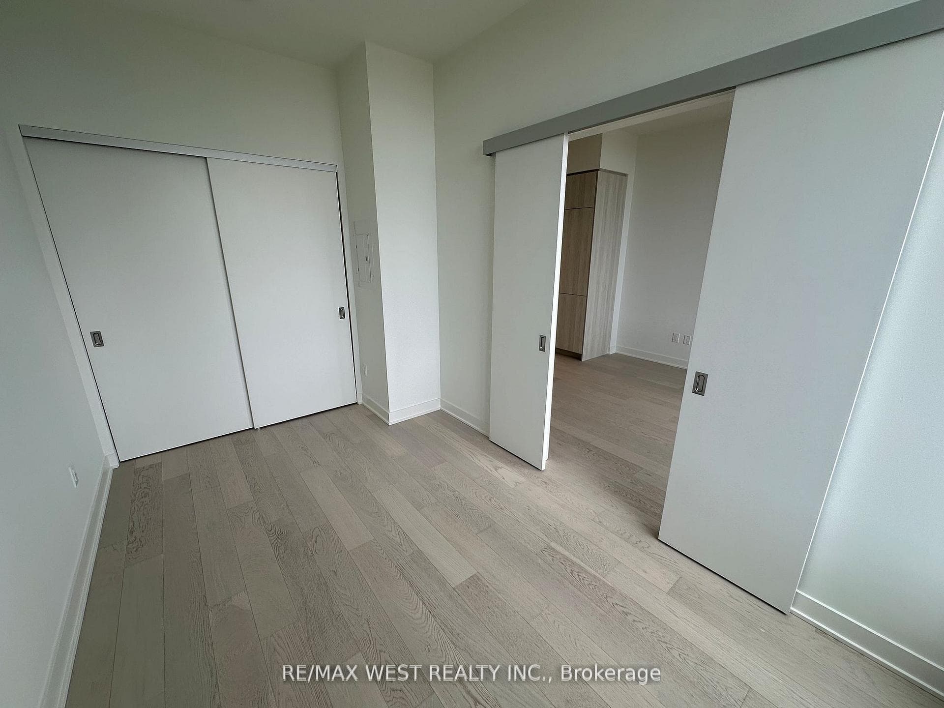 11 Yorkville Avenue Unit 2804 photo 37