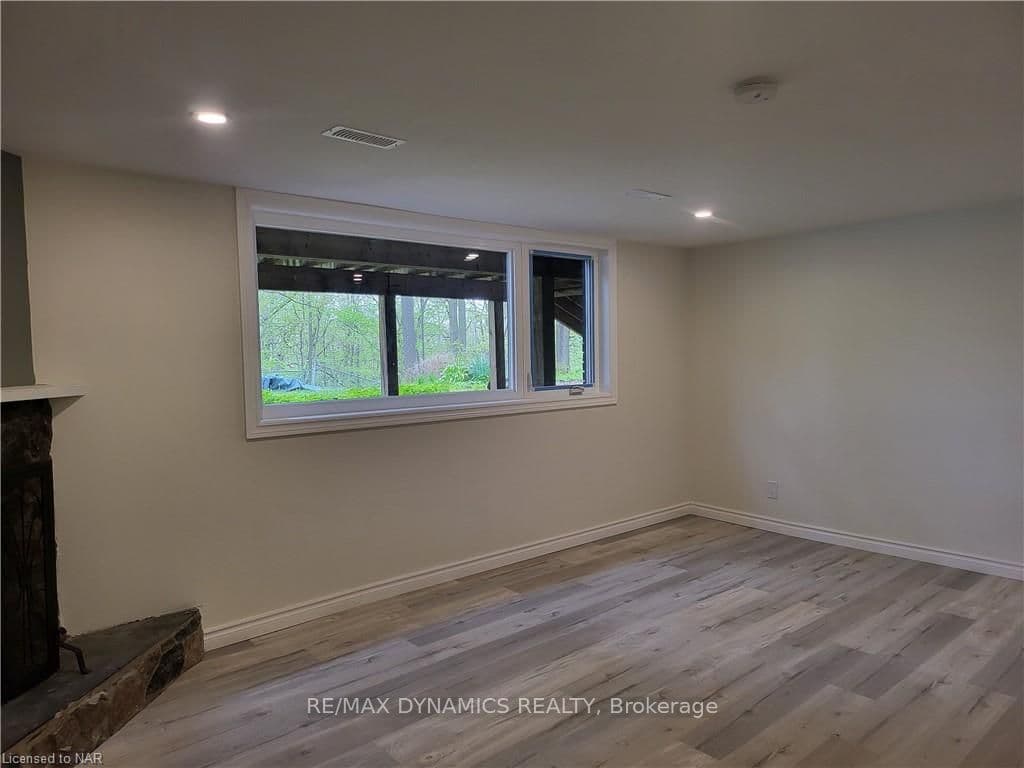 17 ALLANDALE Drive photo 26