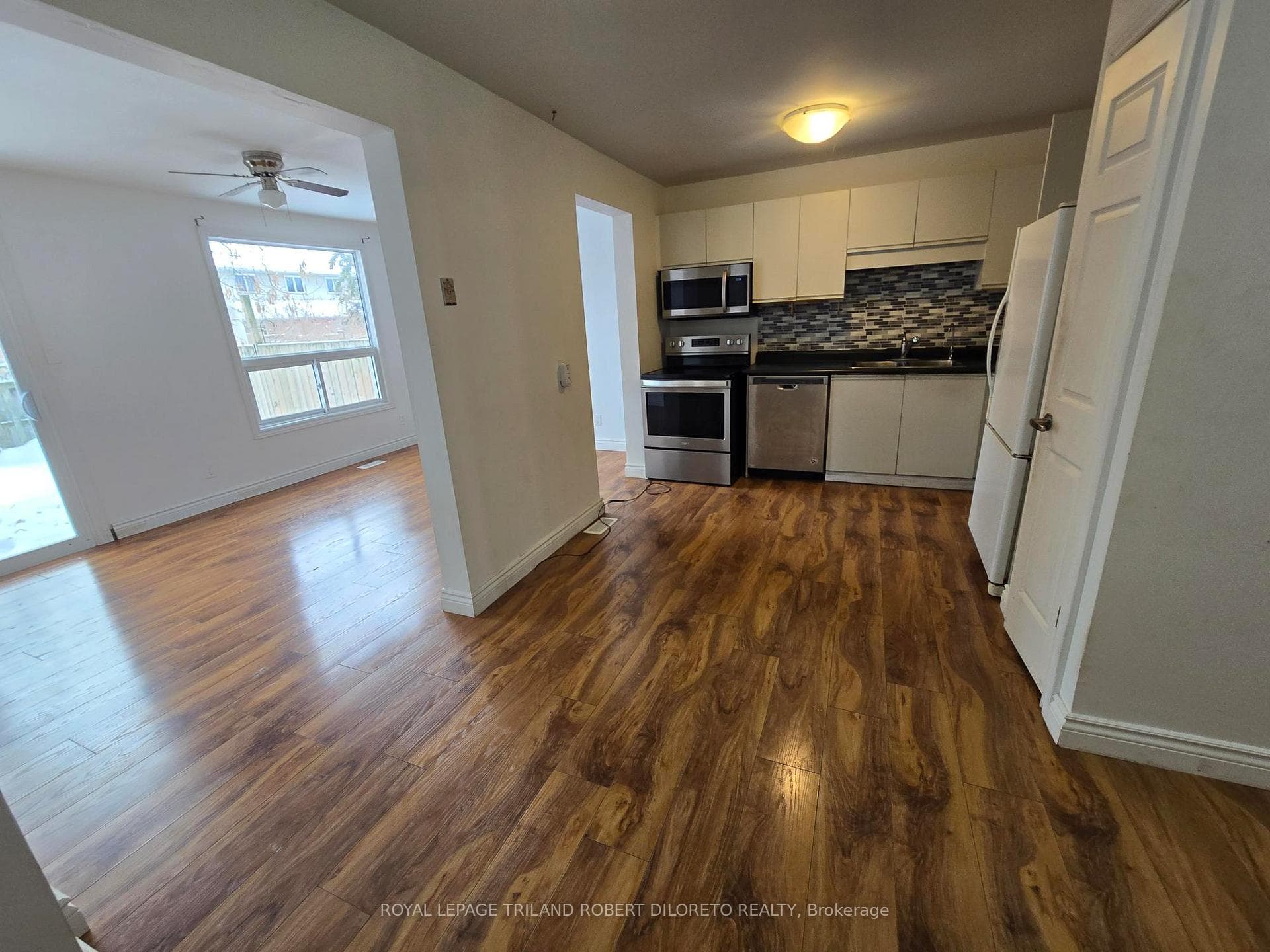 295 Beckett Road photo 7