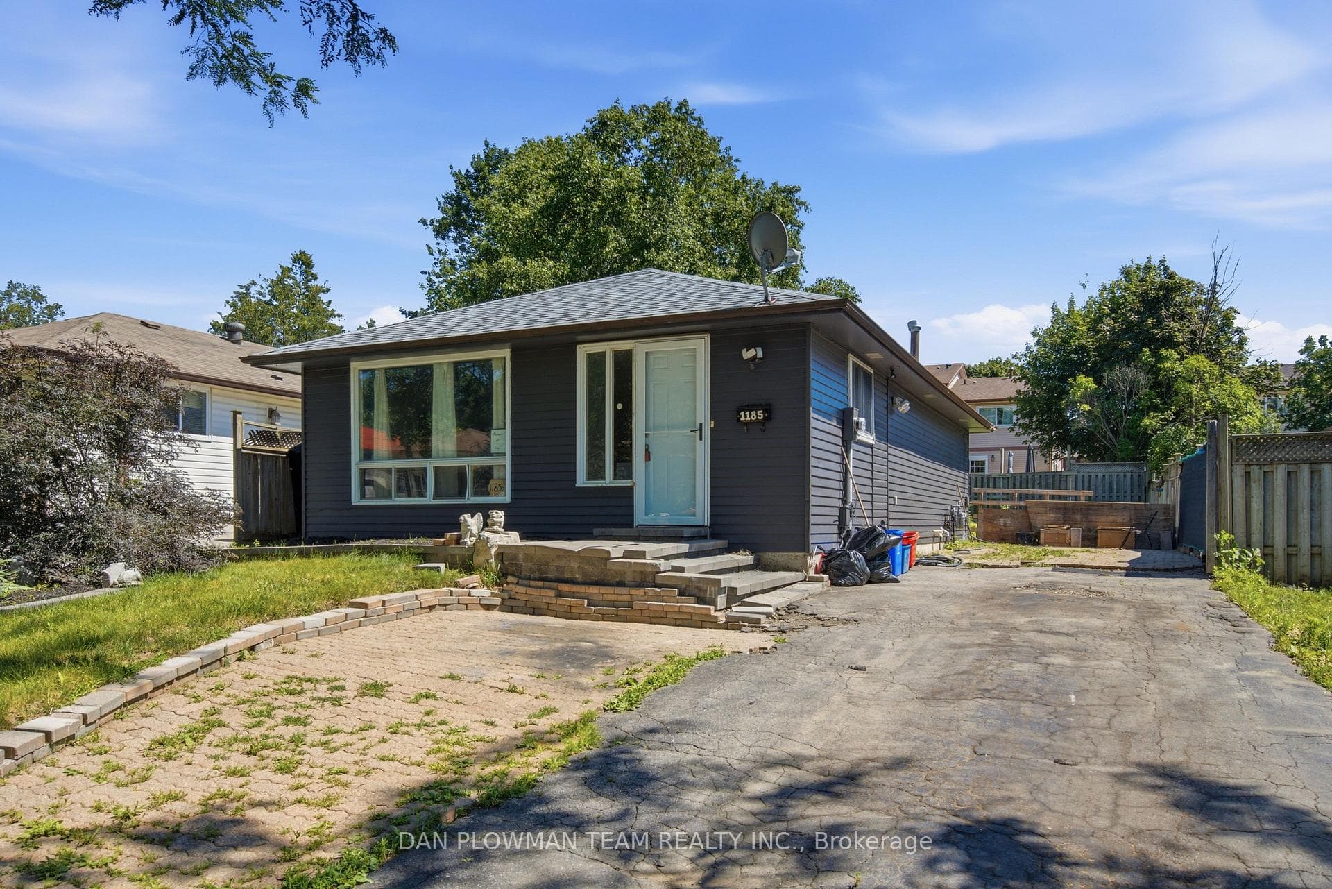 1185 Norman Court photo 2
