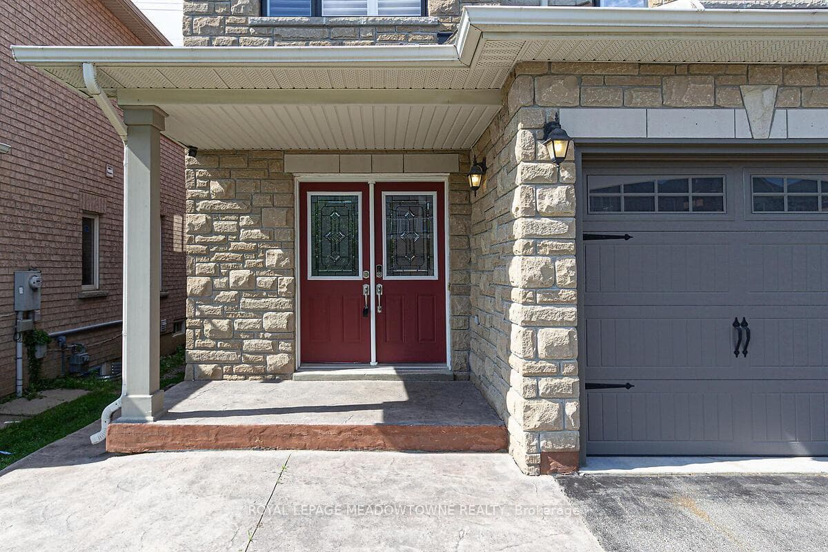 32 Tatra Crescent photo 2