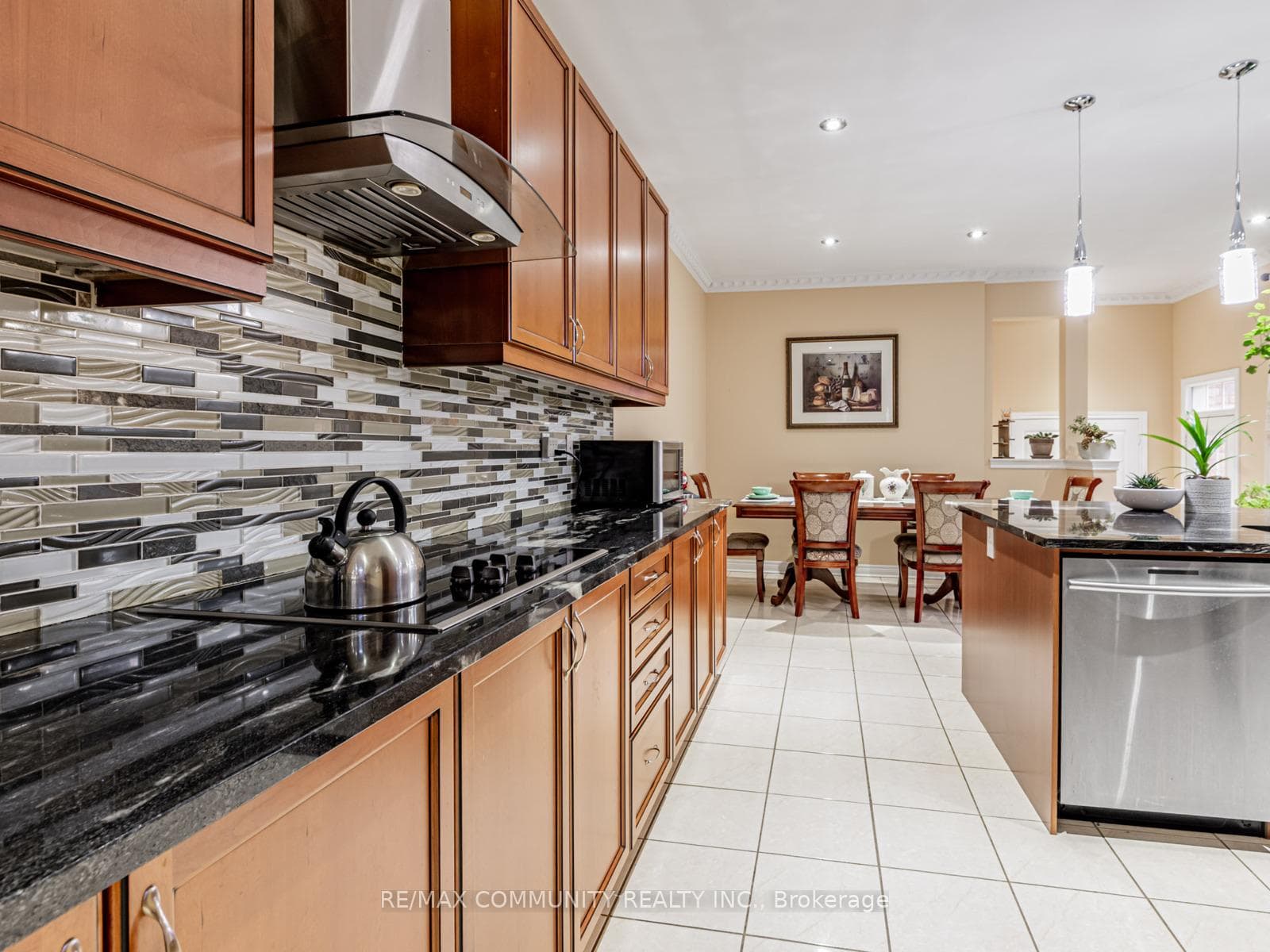 27 Windyton Avenue photo 16
