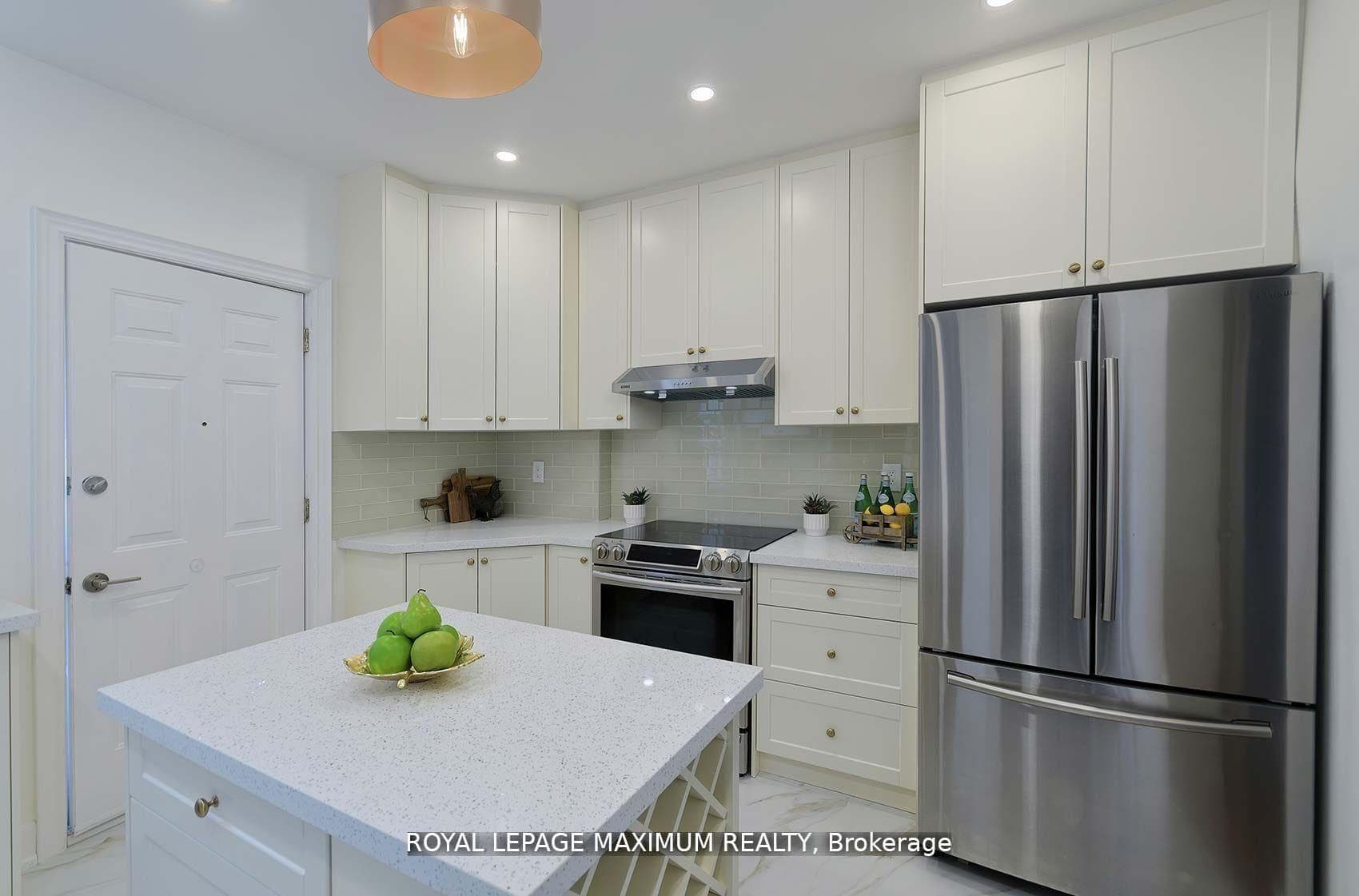 132 Wallace Avenue photo 13