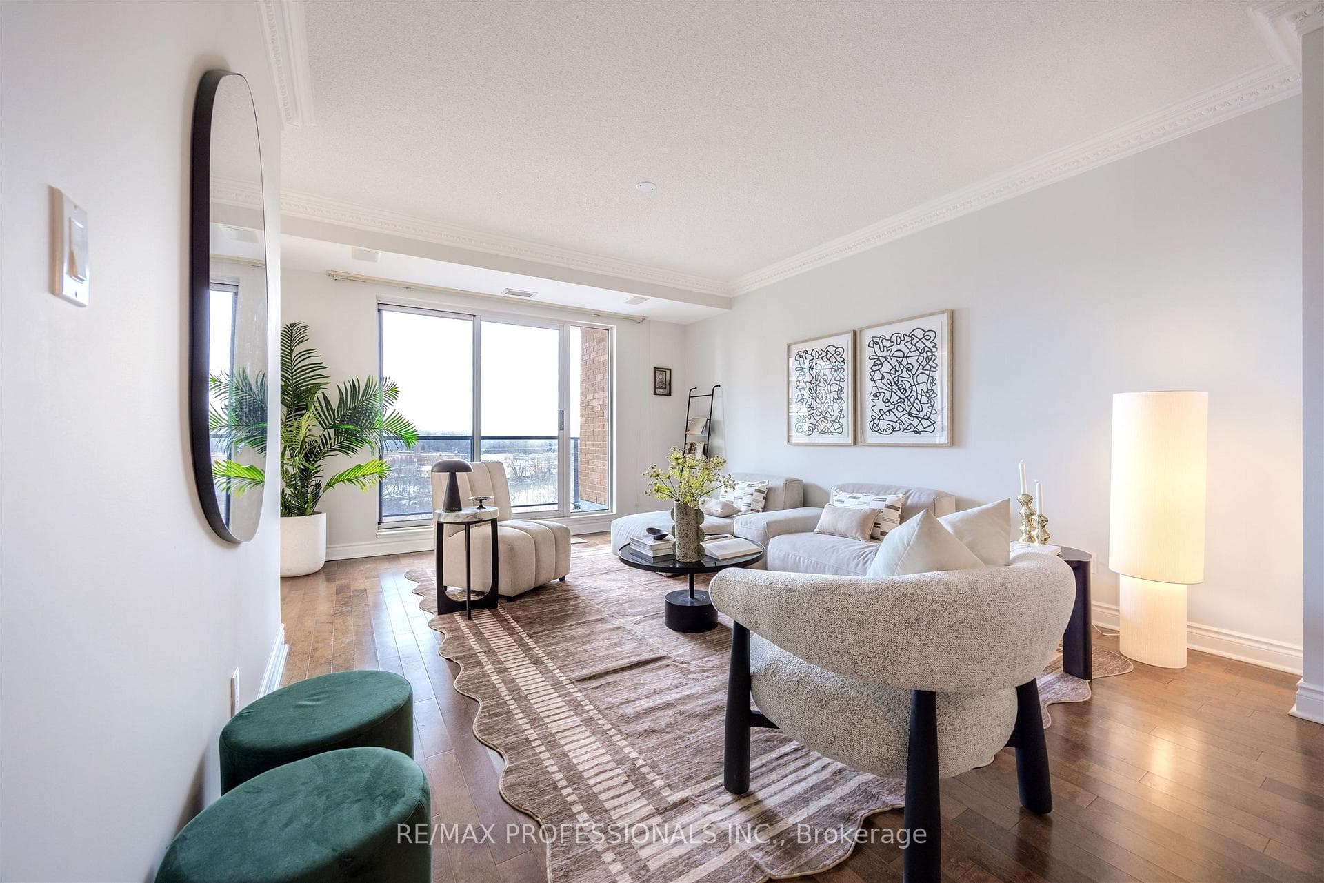 2 Aberfoyle Crescent Unit 1006 photo 9