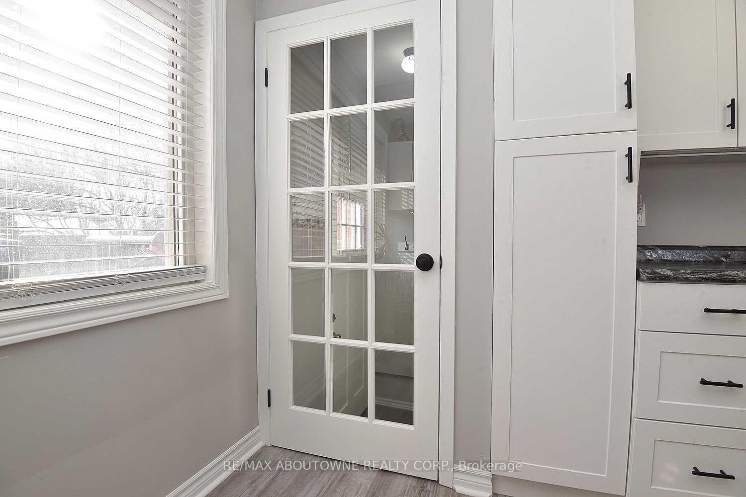 314 Bevan Drive photo 16
