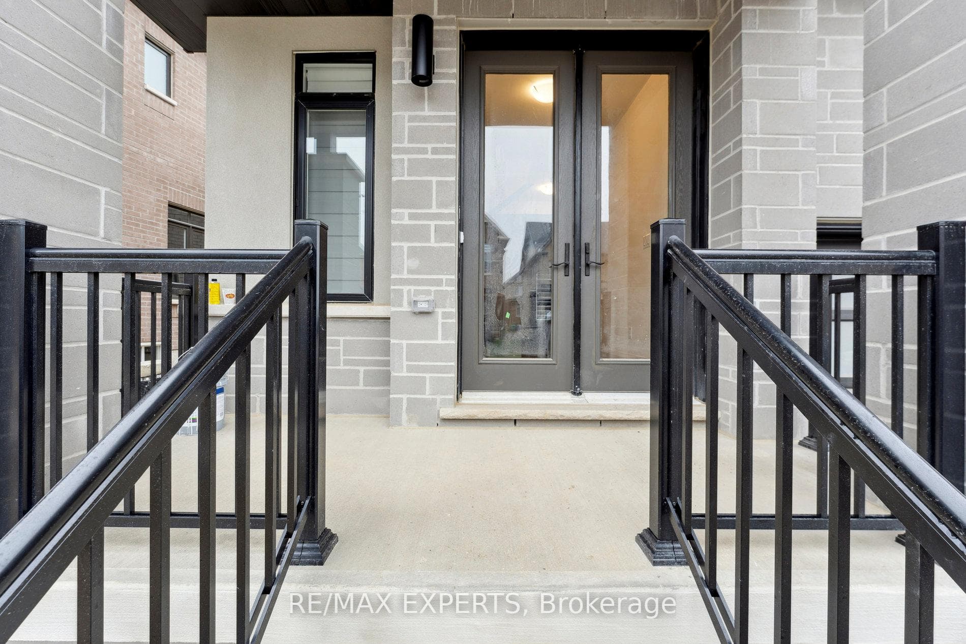 7 Kessler Drive photo 2