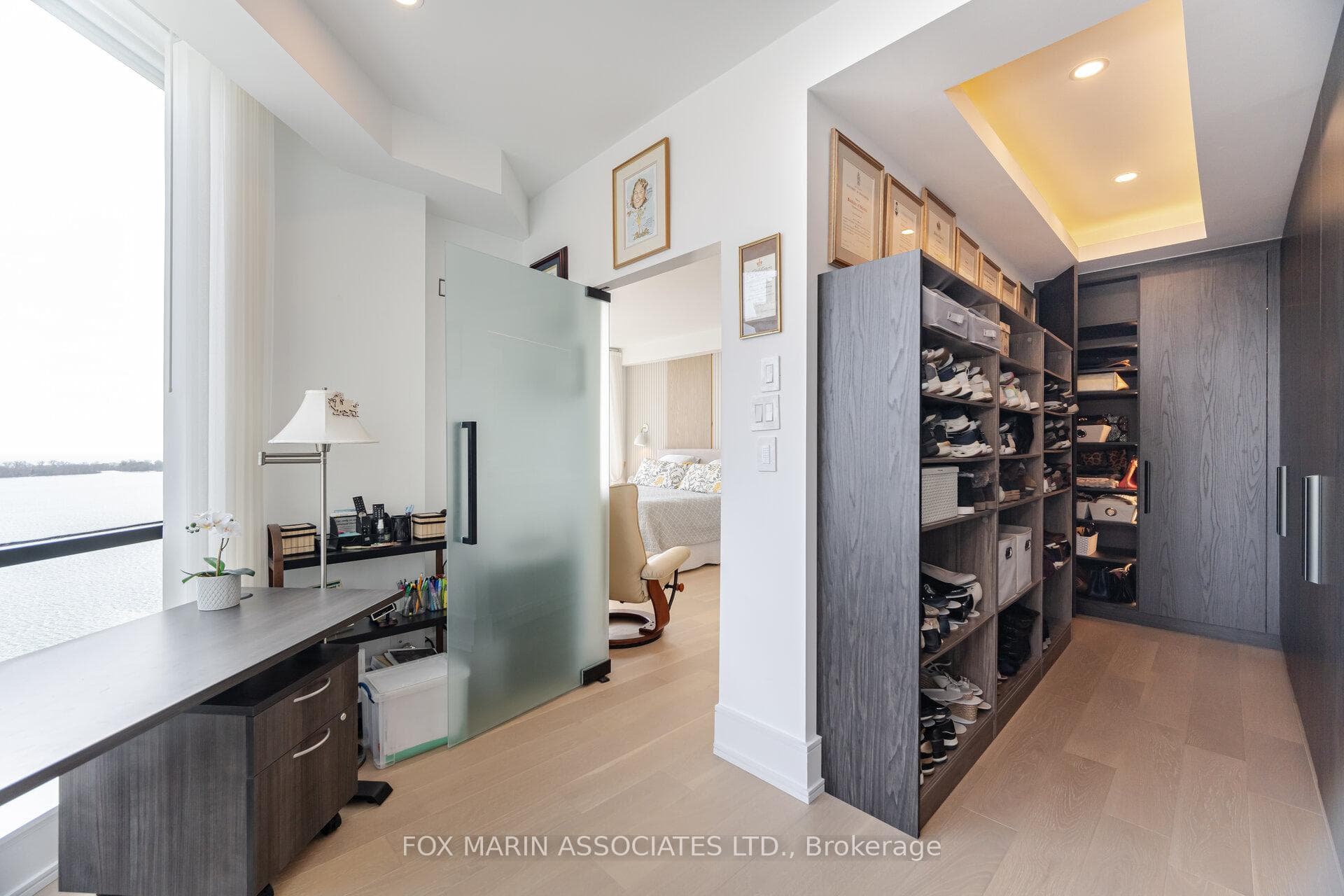 10 Queens Quay Unit 2502 photo 37