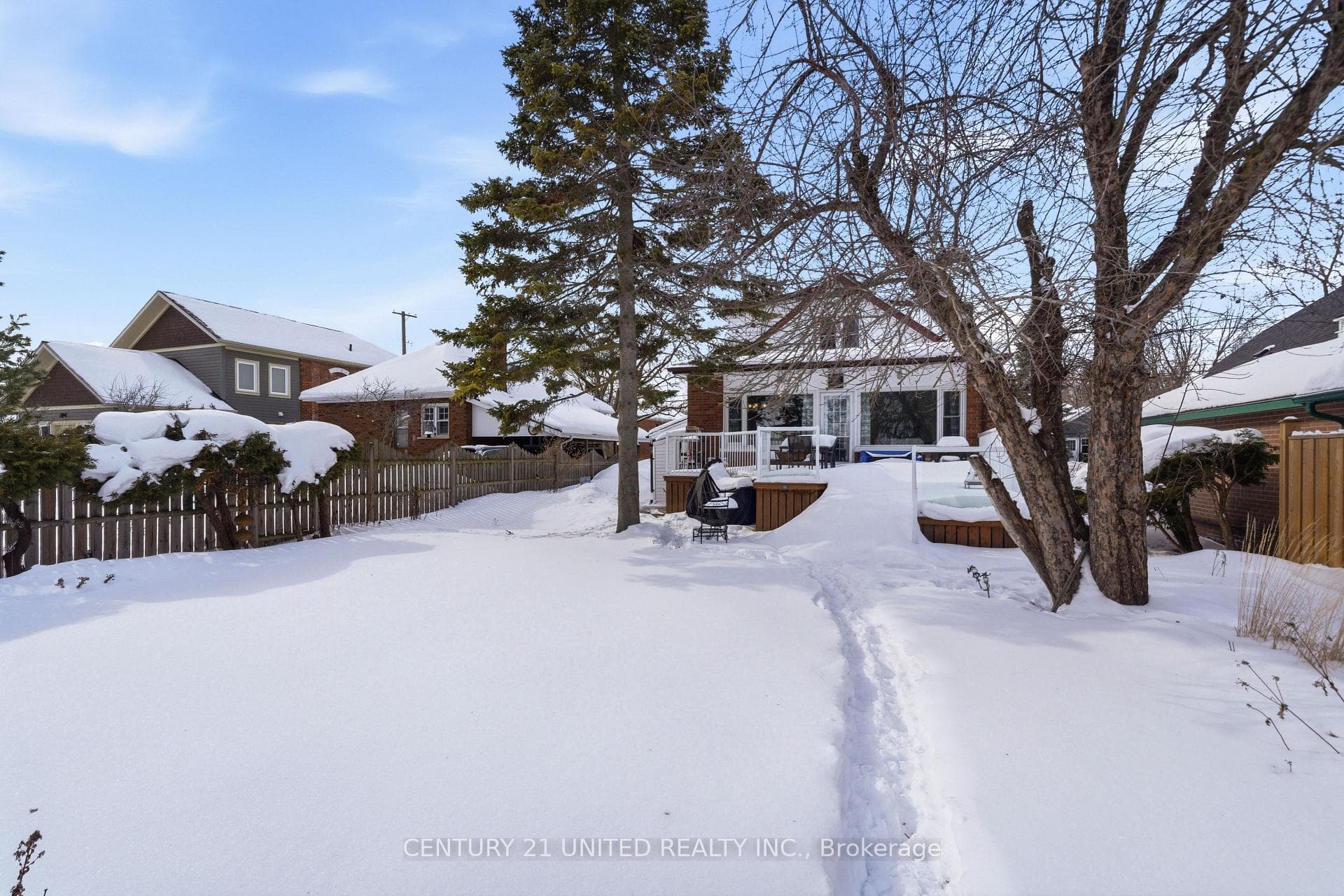 266 Mark Street photo 48