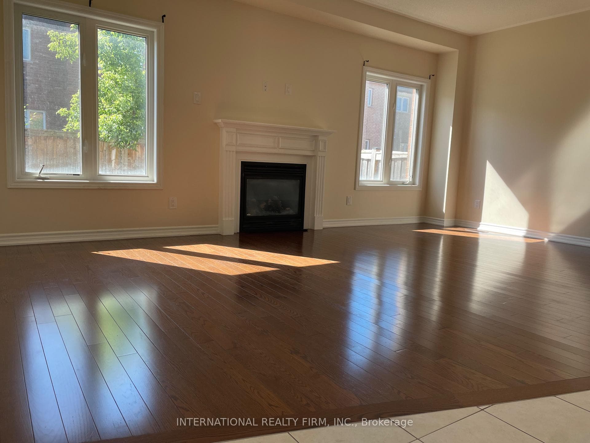 1272 Sim Place photo 17