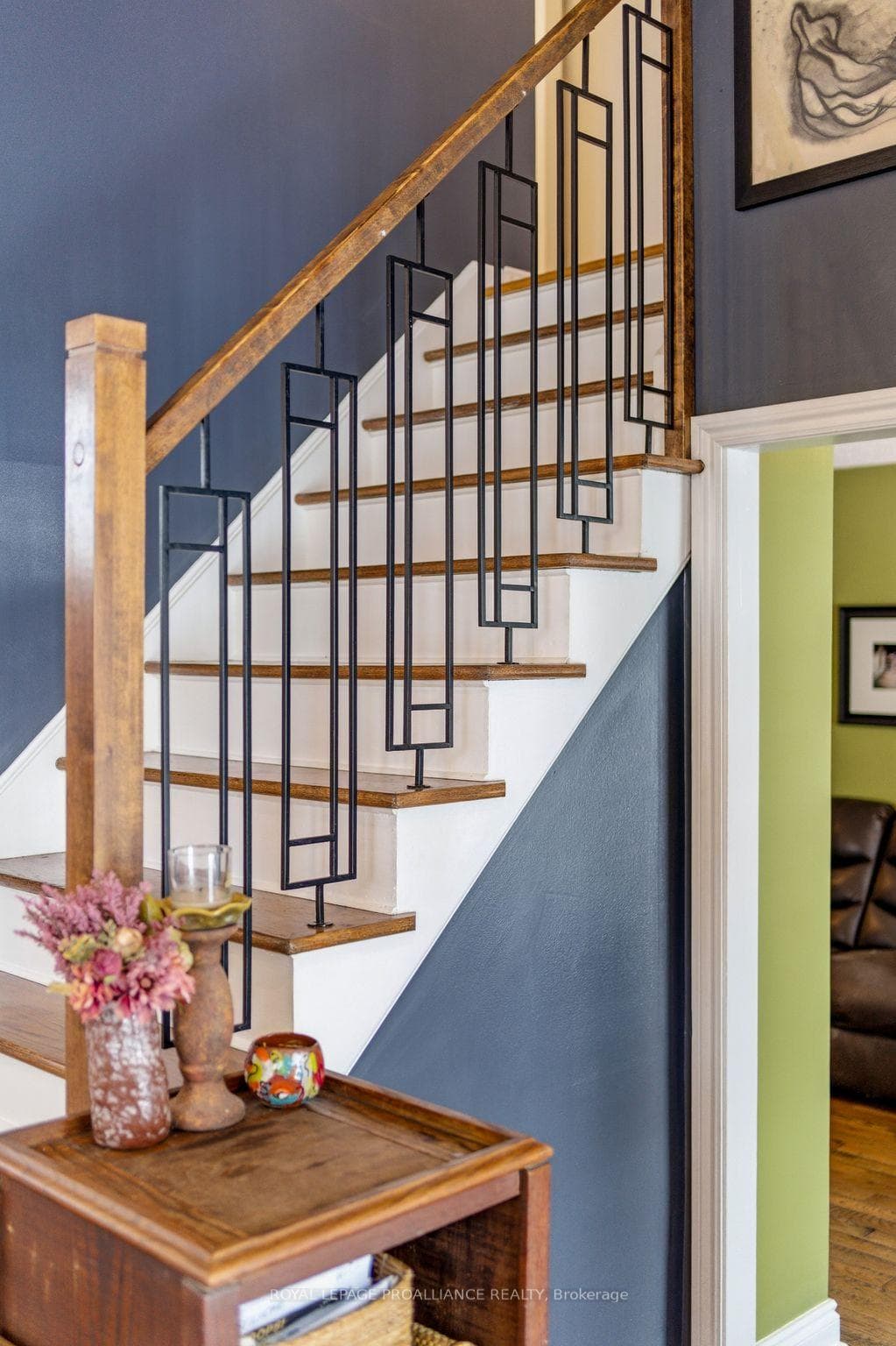 23 Diamond Crescent photo 8