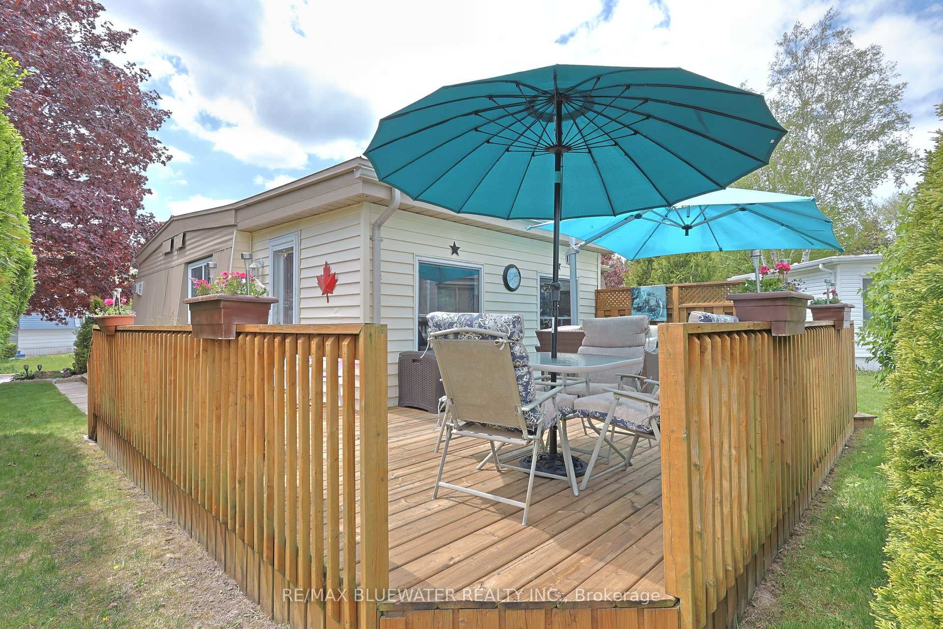 22 Pebble Beach Parkway photo 2