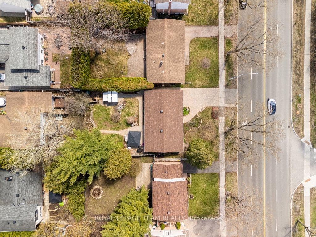 2368 Ogilvie Road photo 25