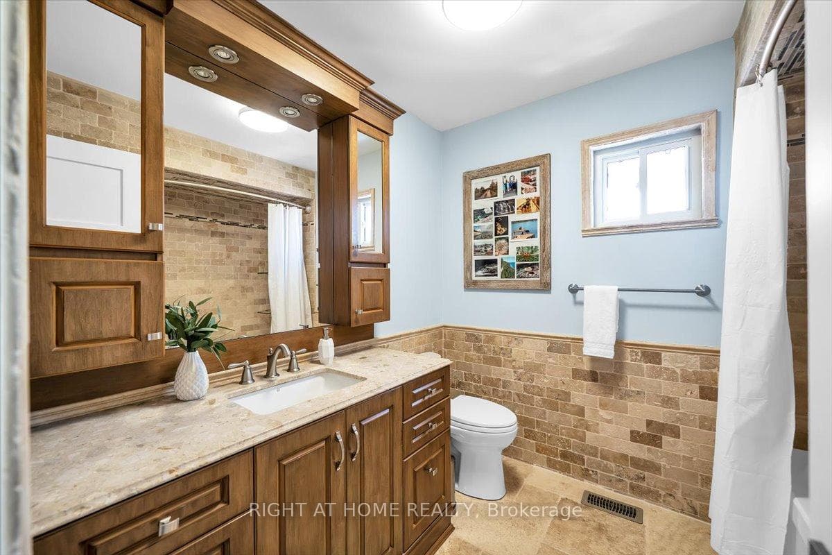 33 Willcocks Crescent photo 36