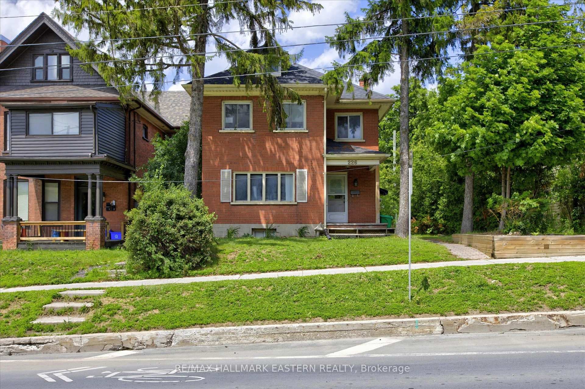 226 Mcdonnel Street photo 2