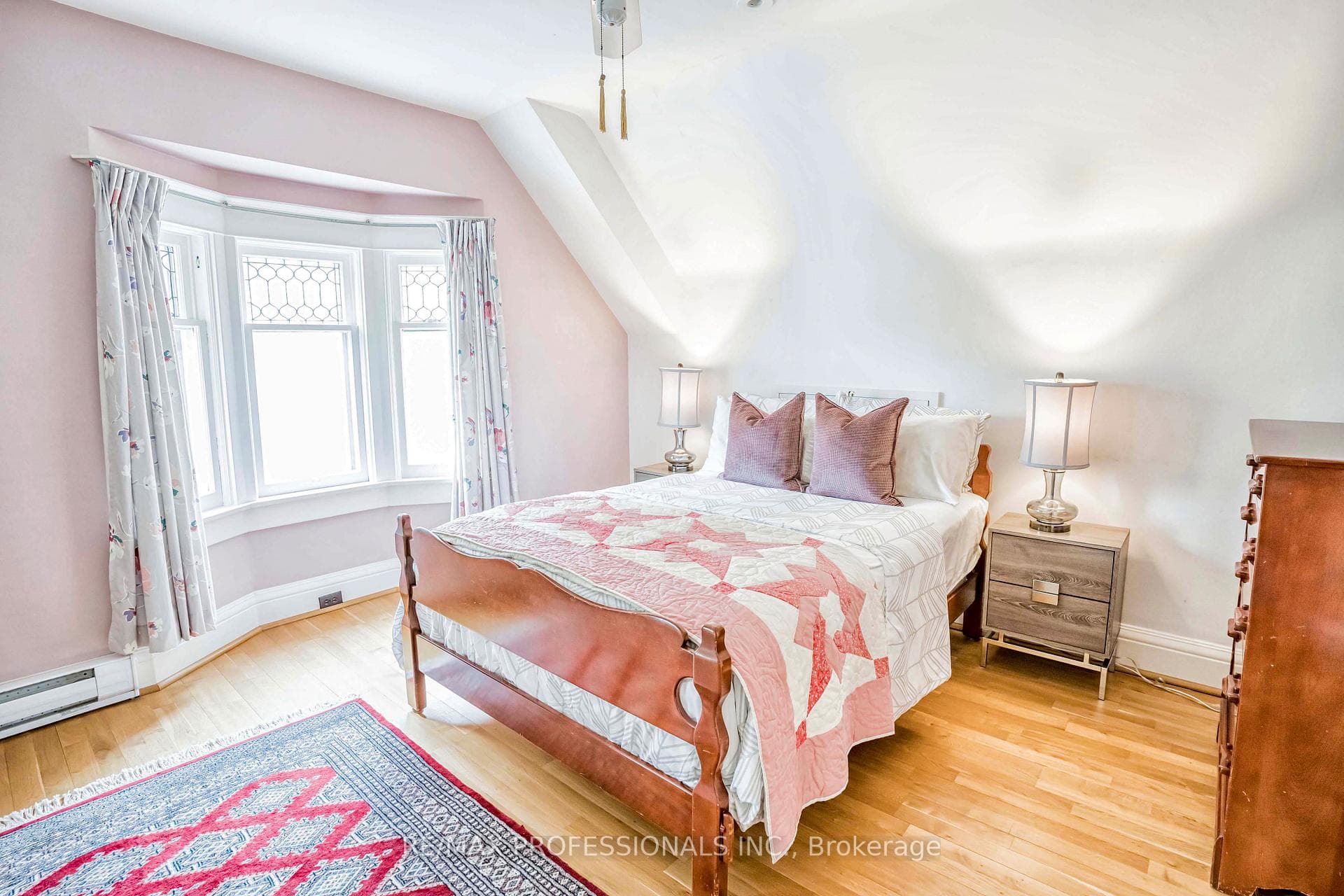 180 Keewatin Avenue photo 27