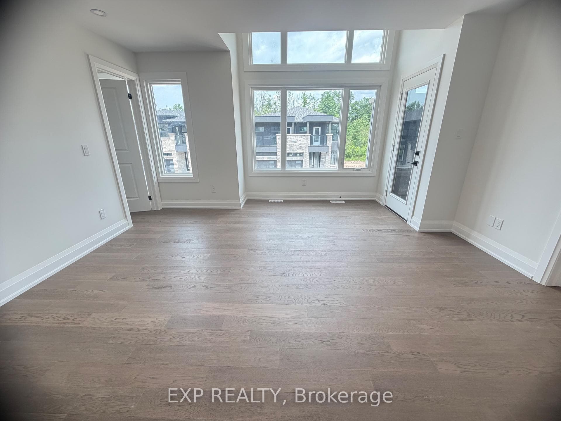 6418 SUNSHINE Common photo 17