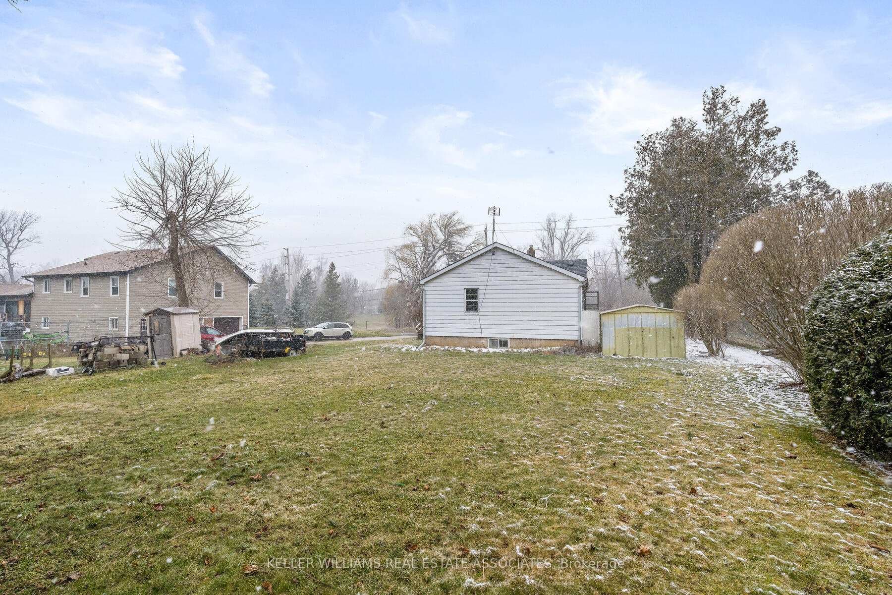 11026 Trafalgar Road photo 9