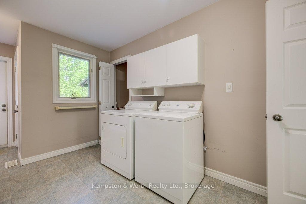 246 King Street photo 21