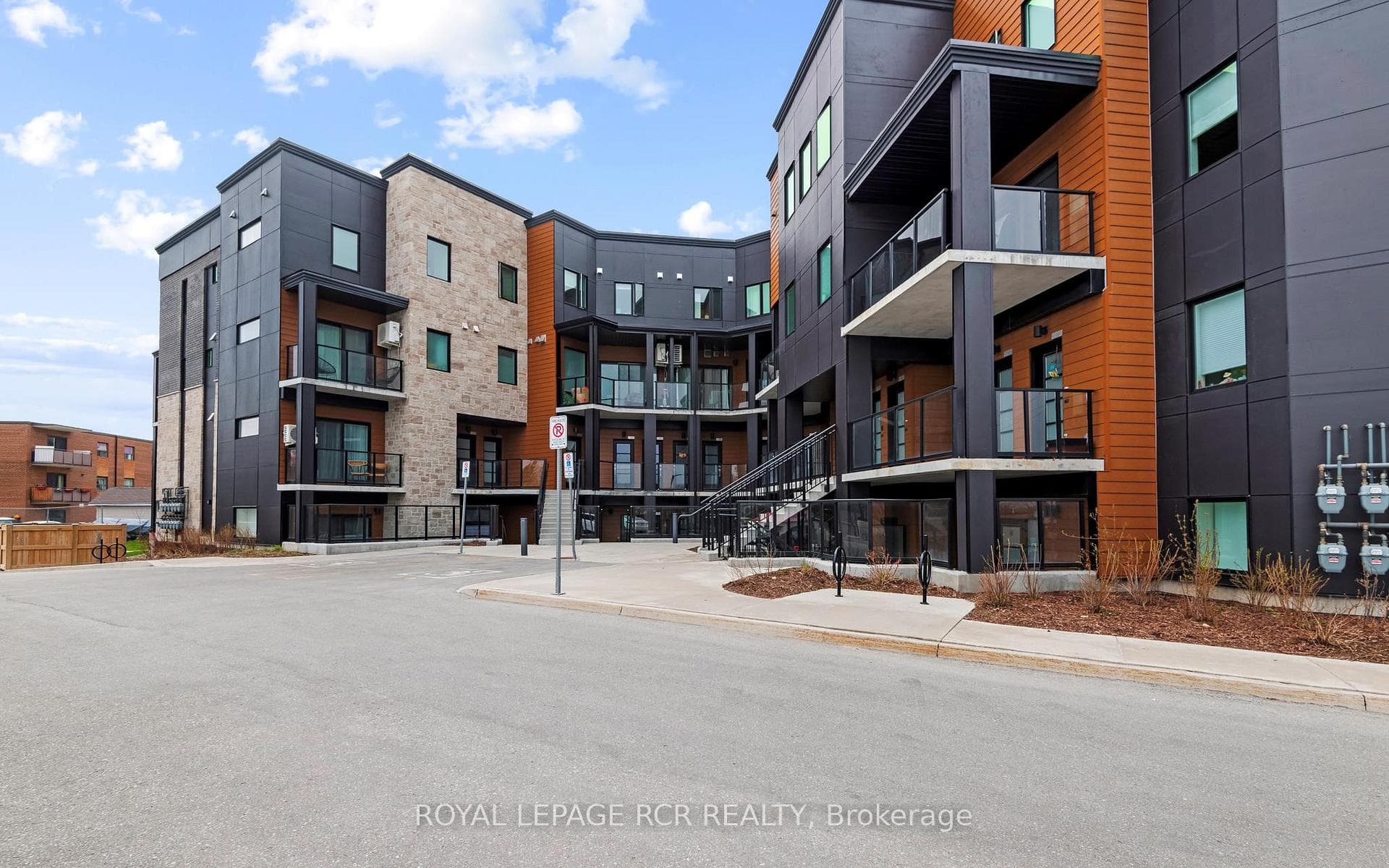 17 Centre Street Unit 309 photo 2