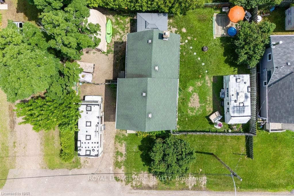 521 JULIEN Street photo 25