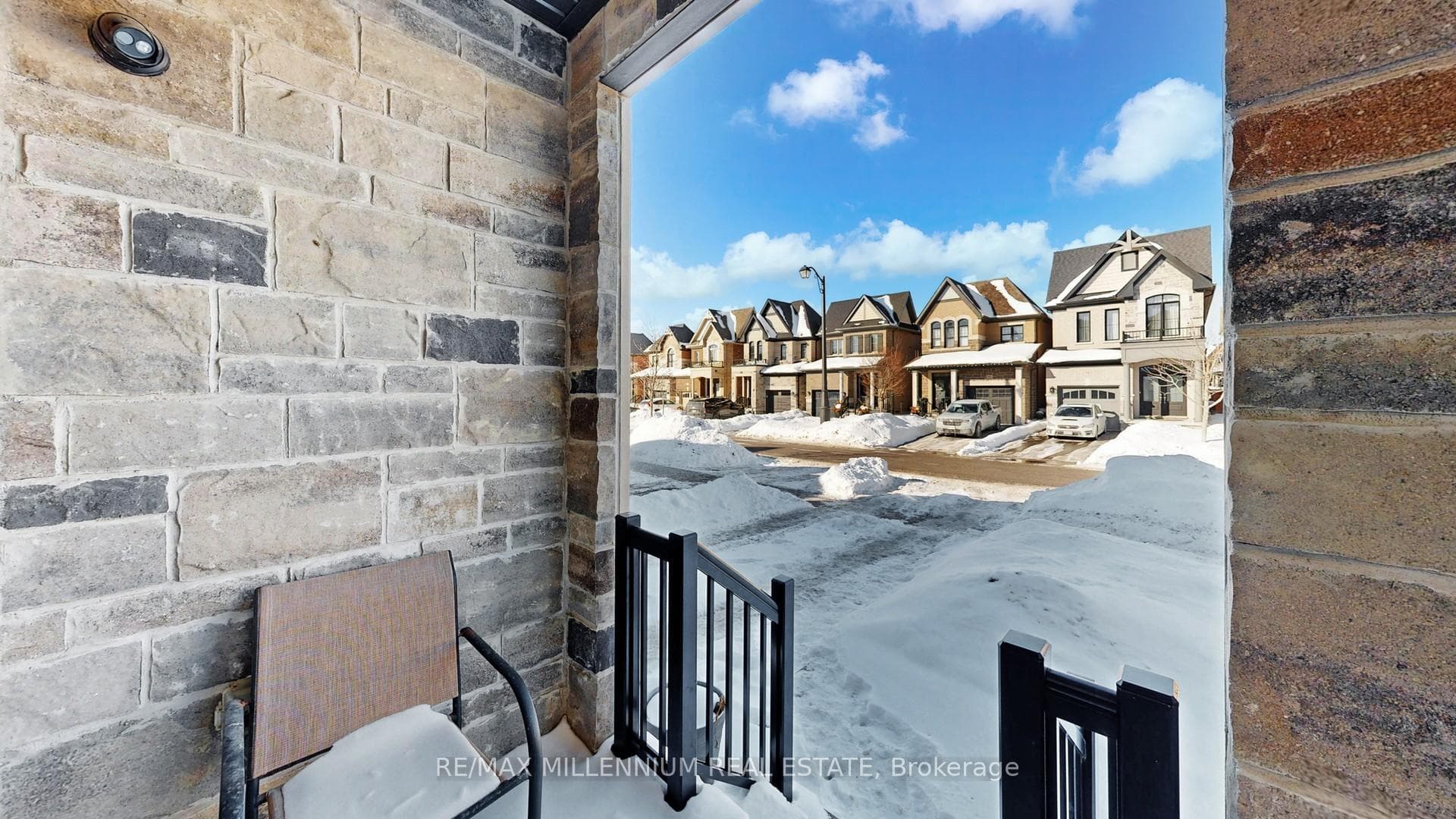 53 Zenith Avenue photo 3