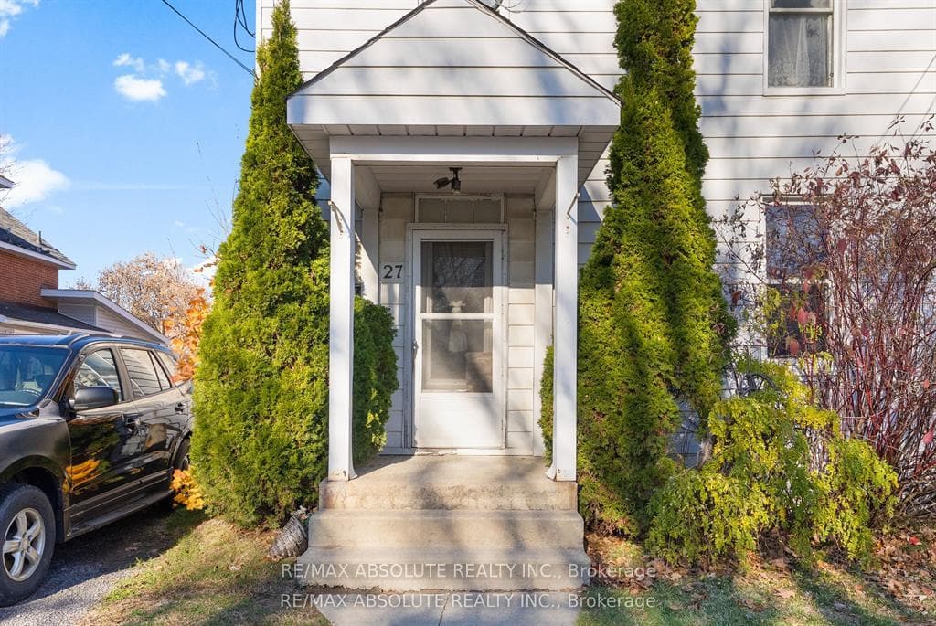 27 MacDonald Street photo 2