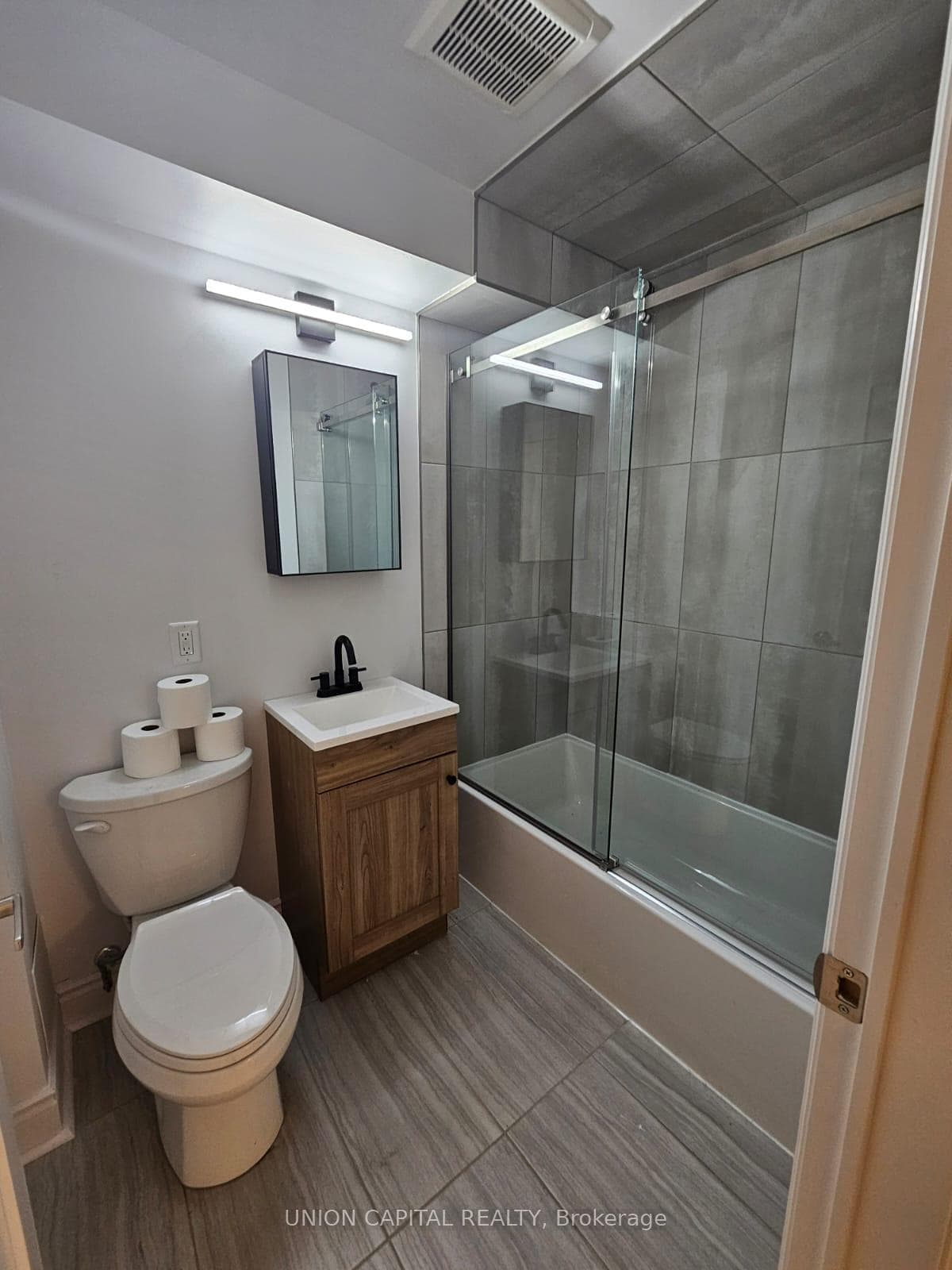 17 Treverton Drive photo 34