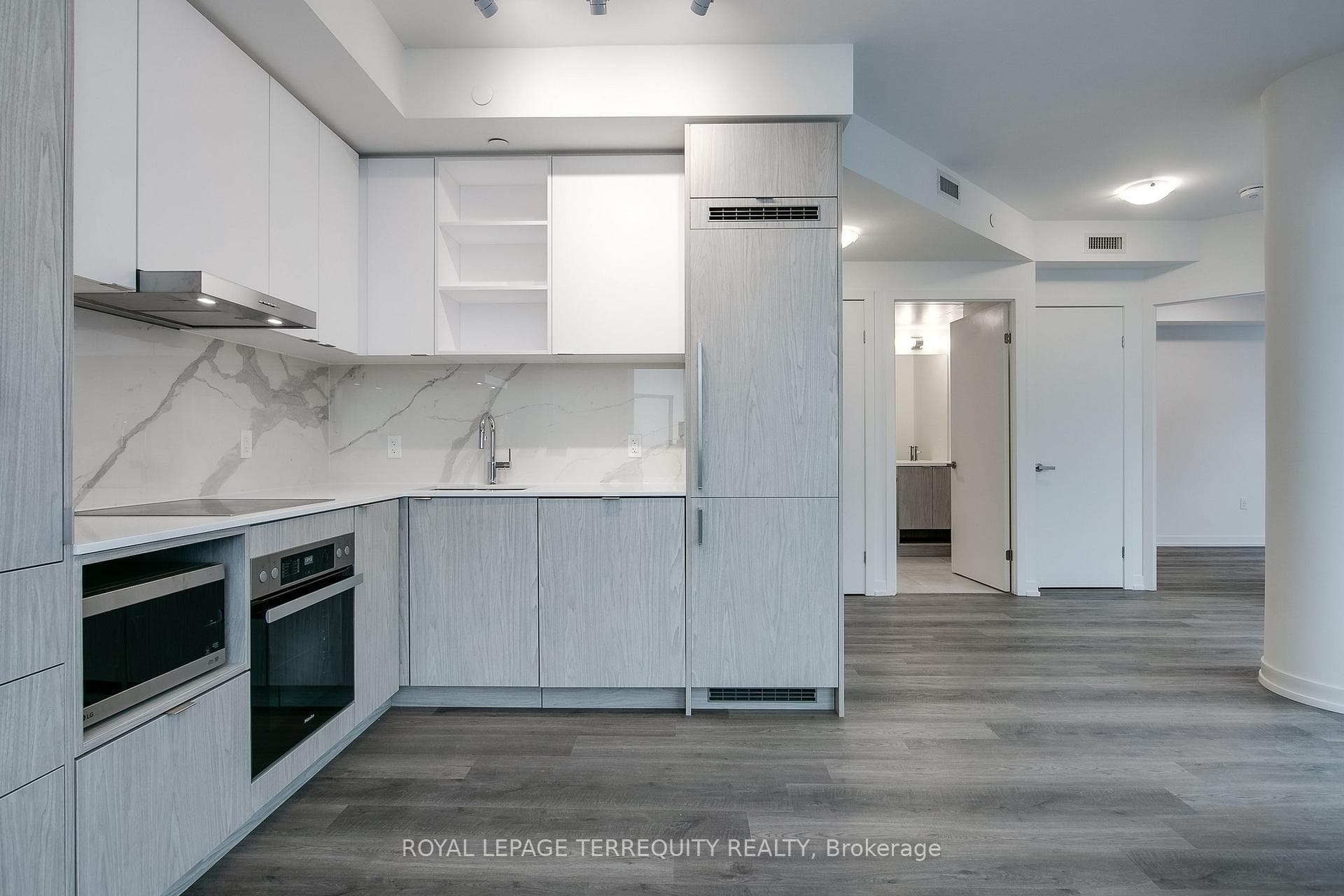 55 Cooper Street Unit 7708 photo 17