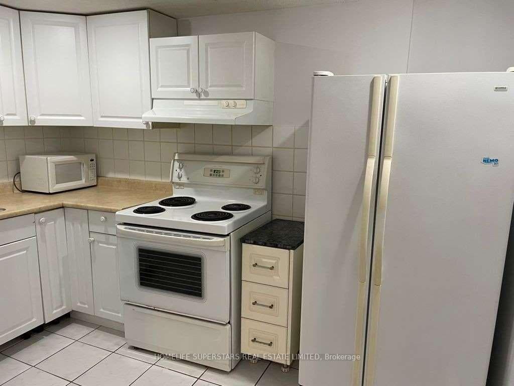 171 Pleasant Avenue Unit Bsment Only photo 5