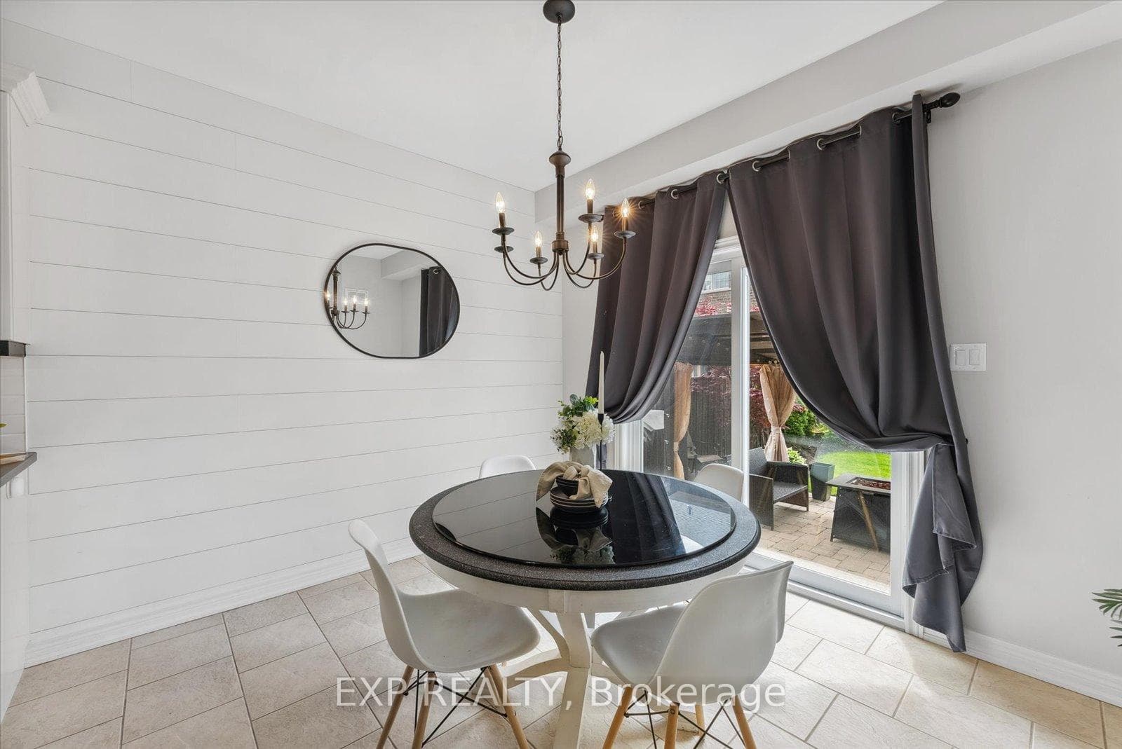 615 Fairglen Avenue photo 10