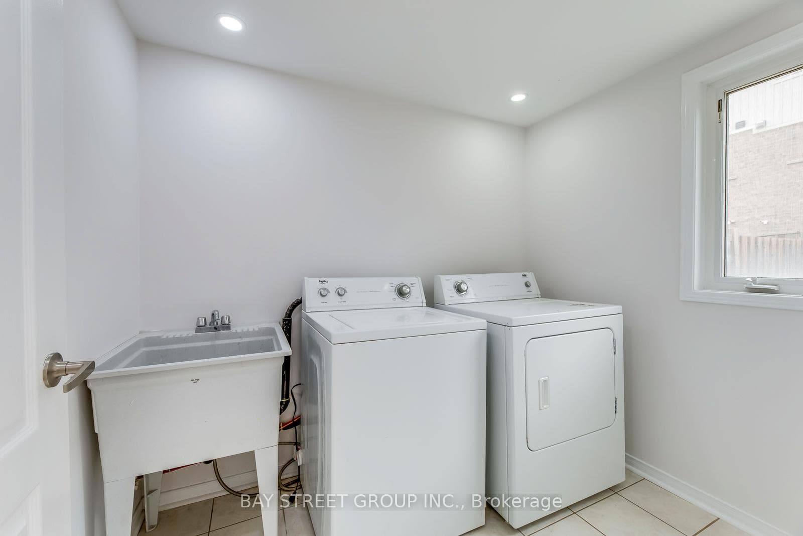 2171 Fiddlers Way Unit 54 photo 27