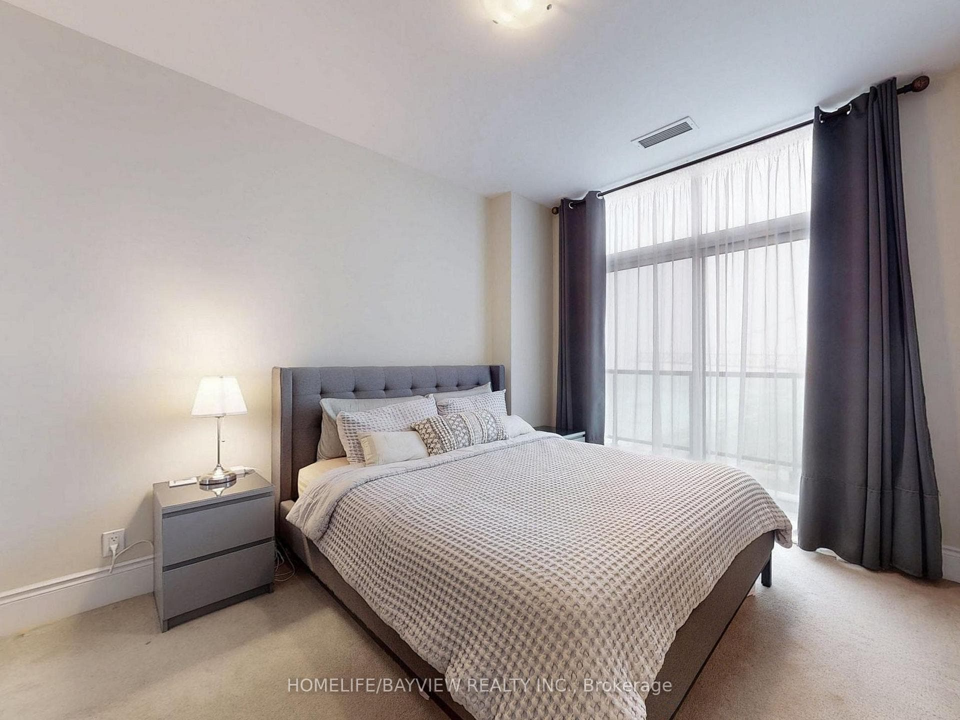 18 Harding Boulevard Unit Ph203 photo 25
