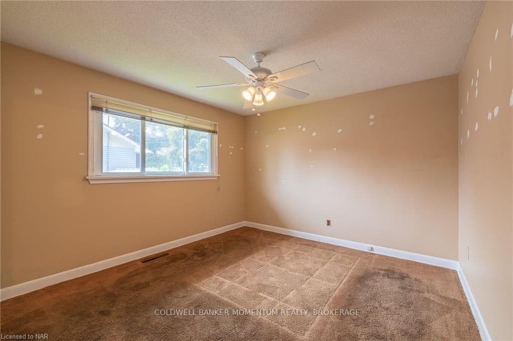 2 LAKEVIEW Avenue photo 14