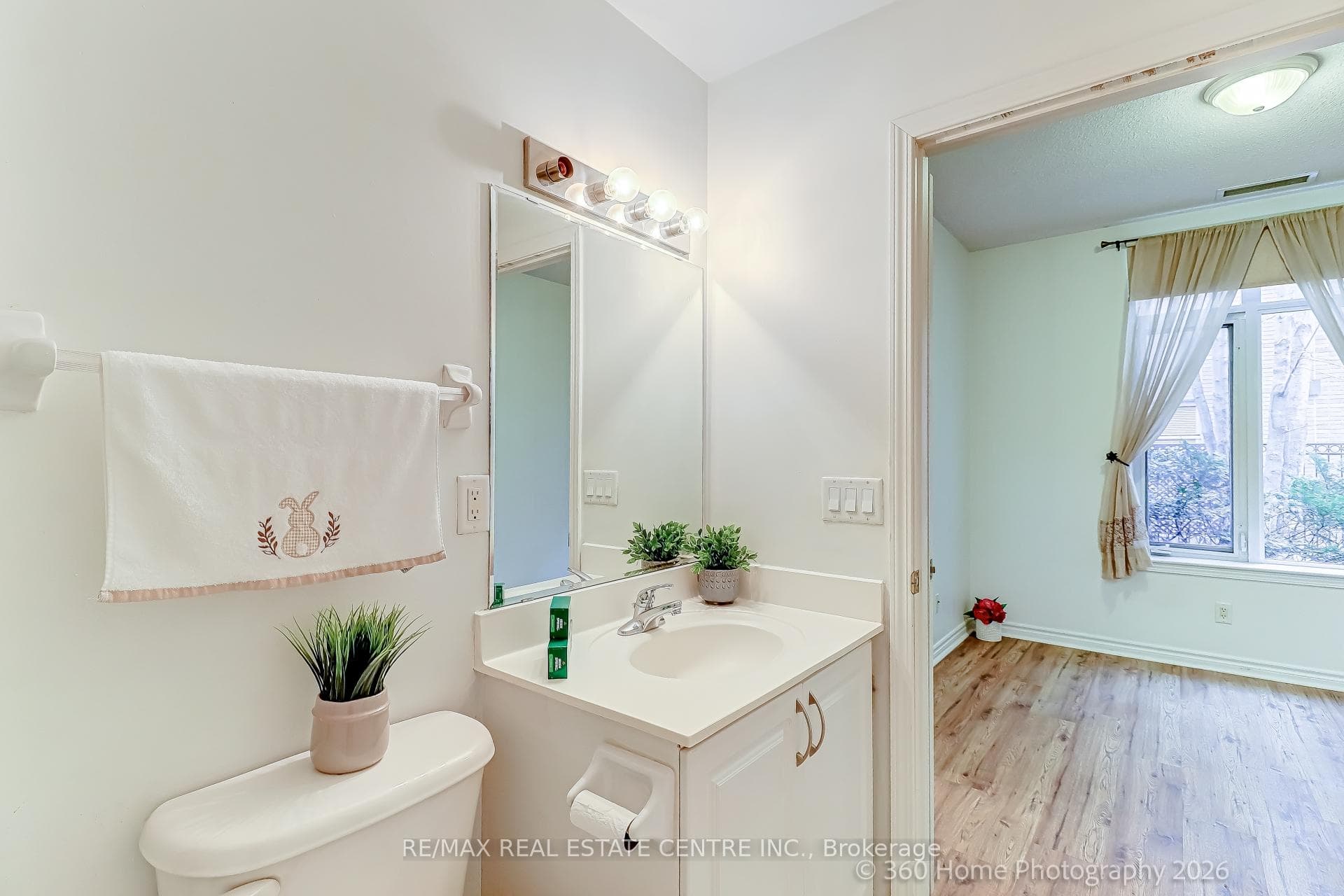 350 PRINCESS ROYAL Drive Unit 107 photo 17