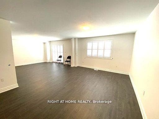 14 Millcreek Drive photo 4