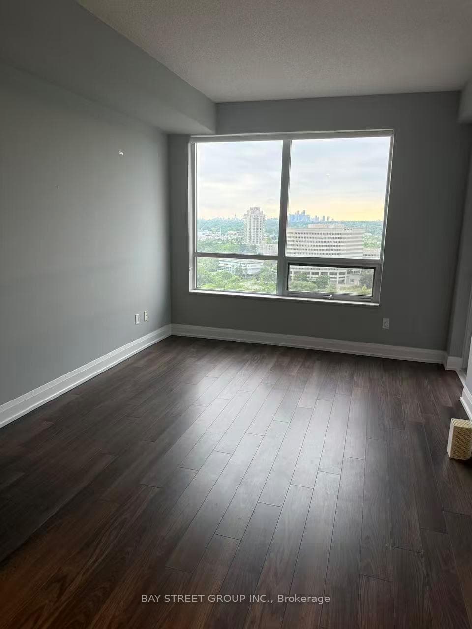 18 Graydon Hall Drive Unit 1503 photo 4