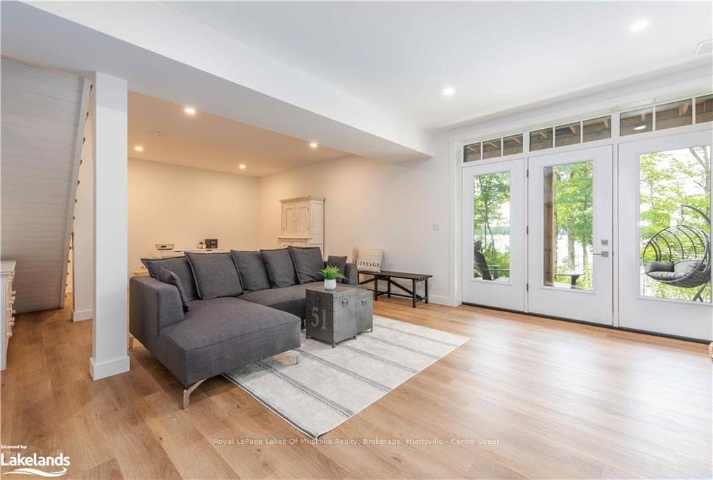 834 FERGUSON Road photo 29