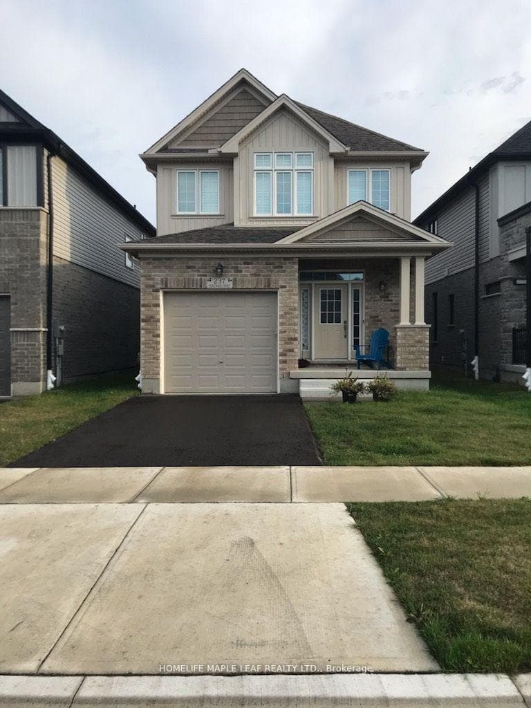 237 Sedgewood Street photo 2