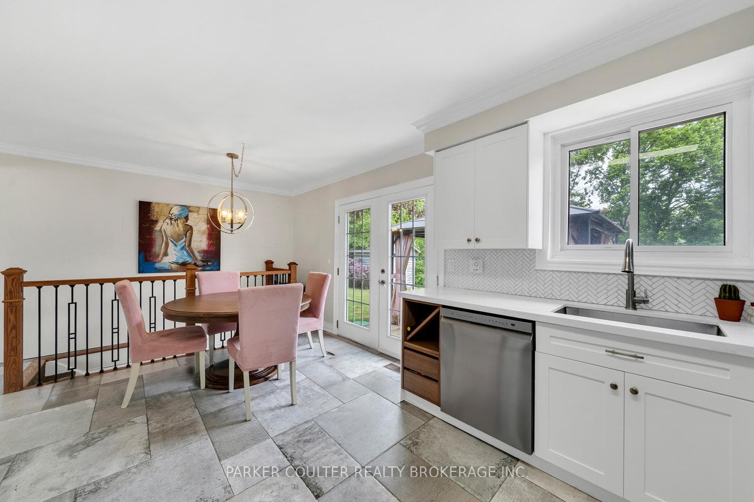 289 Pine Drive photo 12