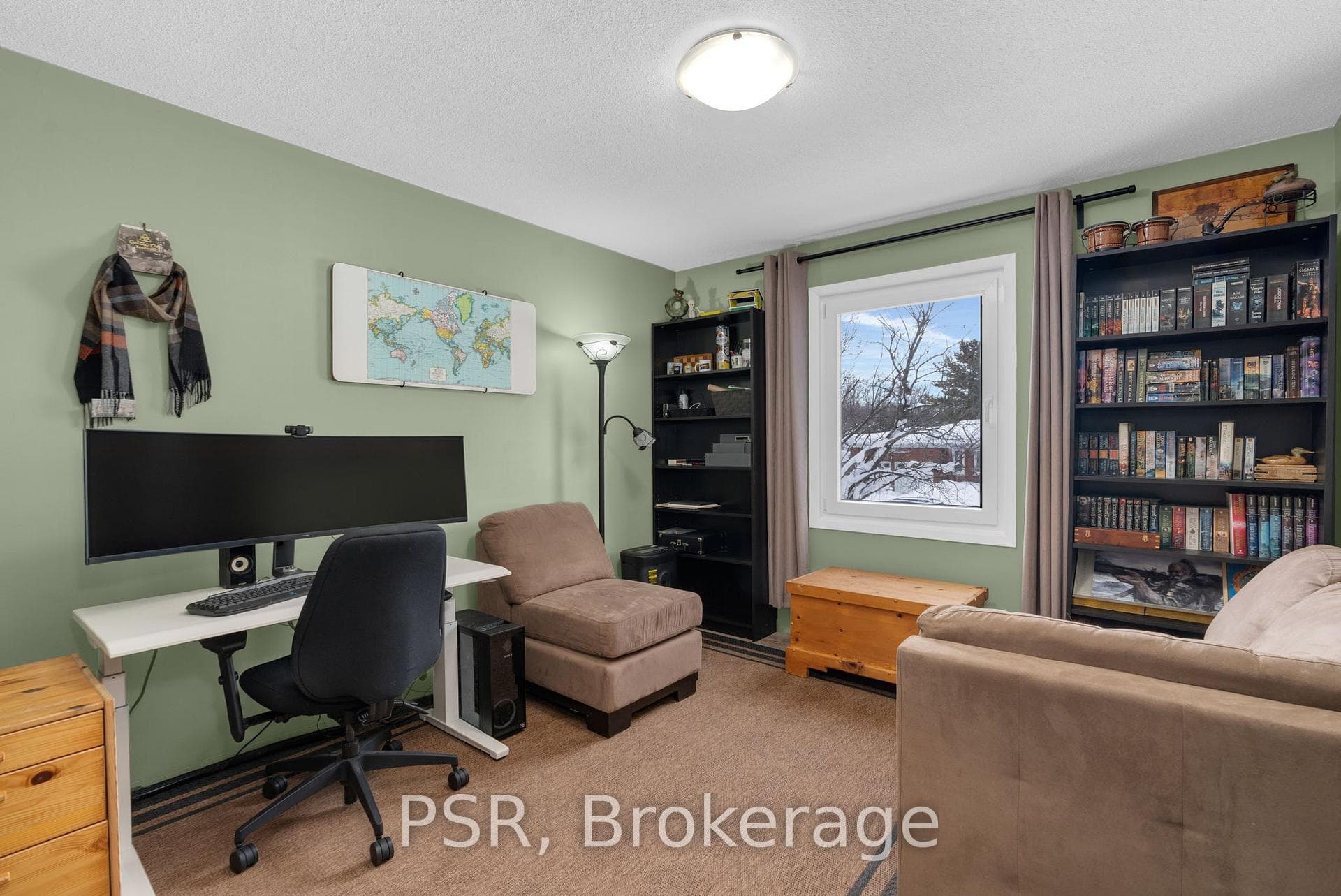 54 Lankin Boulevard photo 16